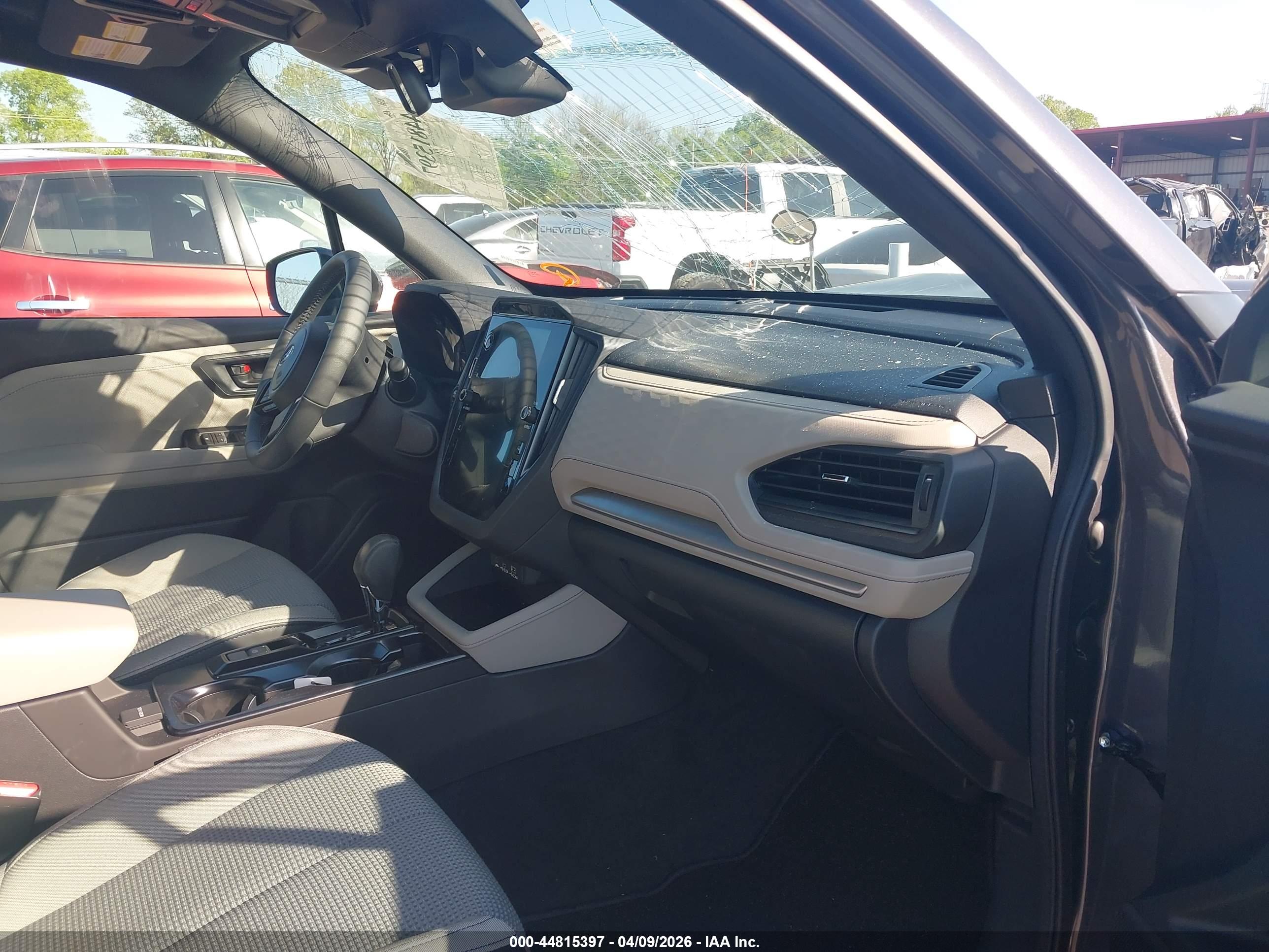 SUBARU FORESTER image 5