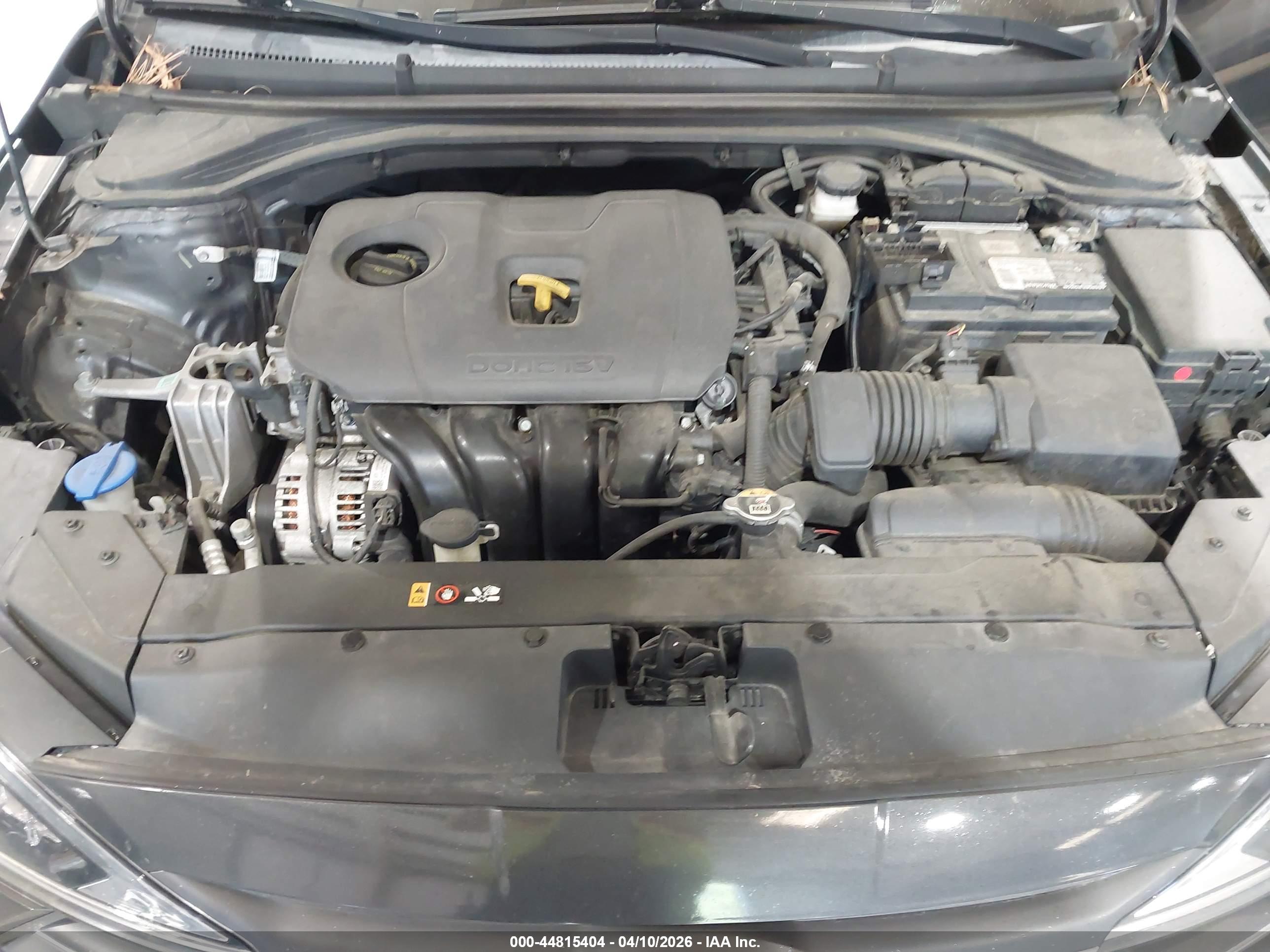 HYUNDAI ELANTRA image 10