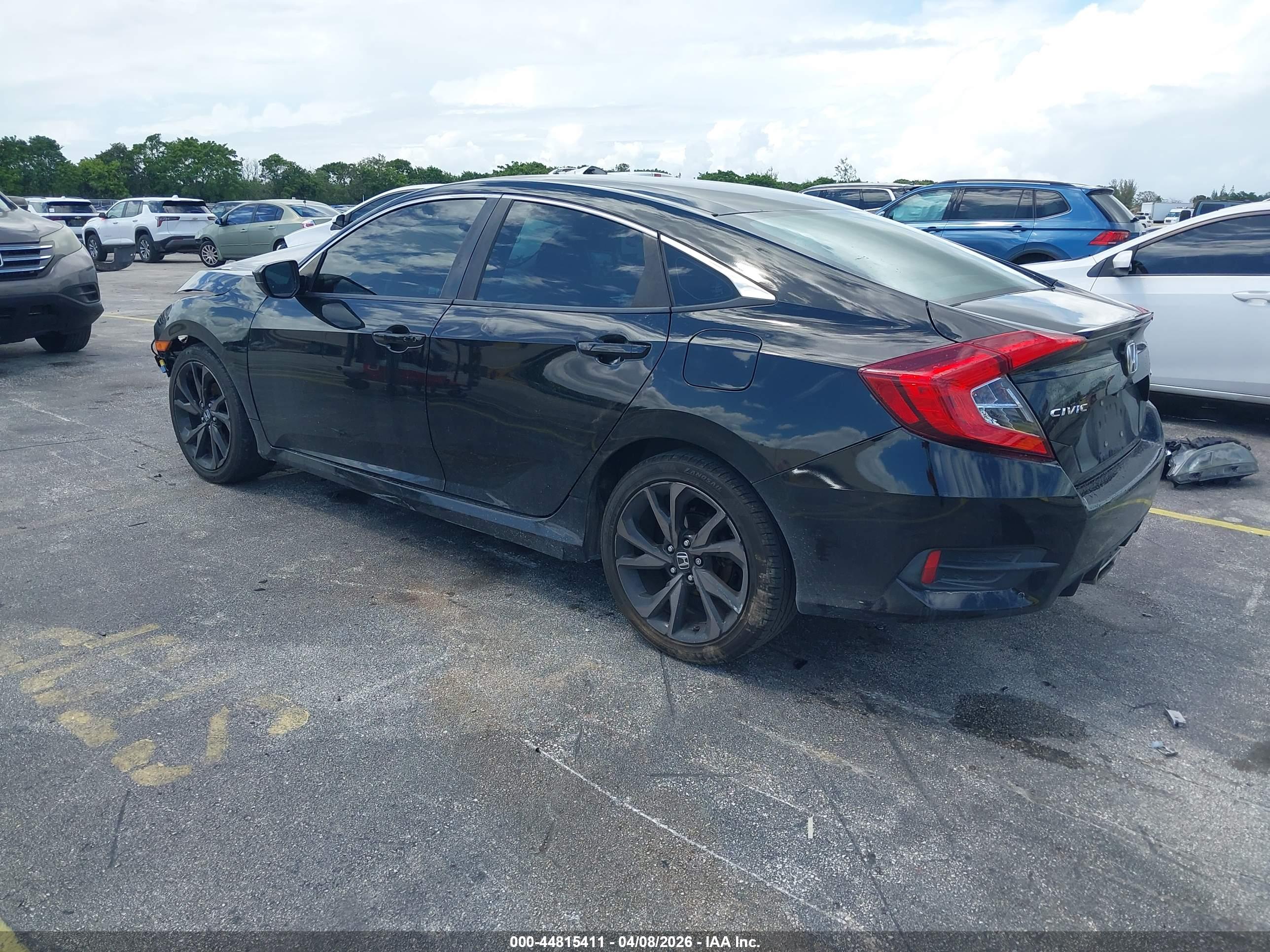 HONDA CIVIC image 3