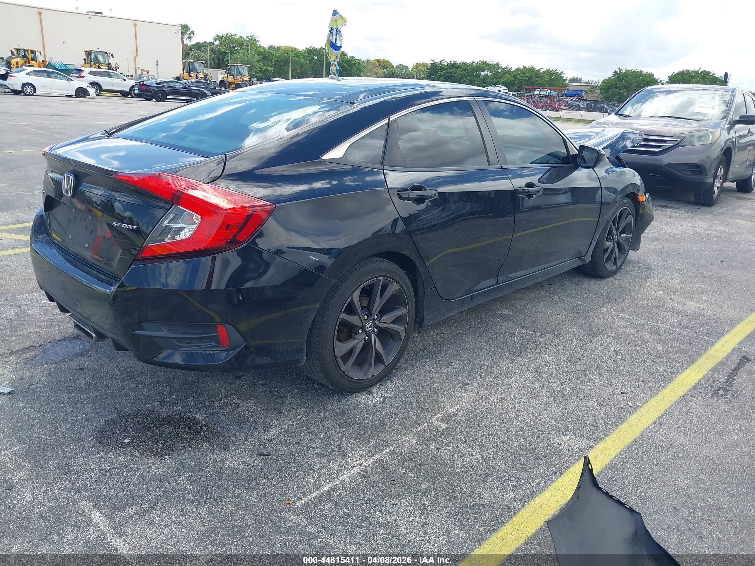 HONDA CIVIC image 4