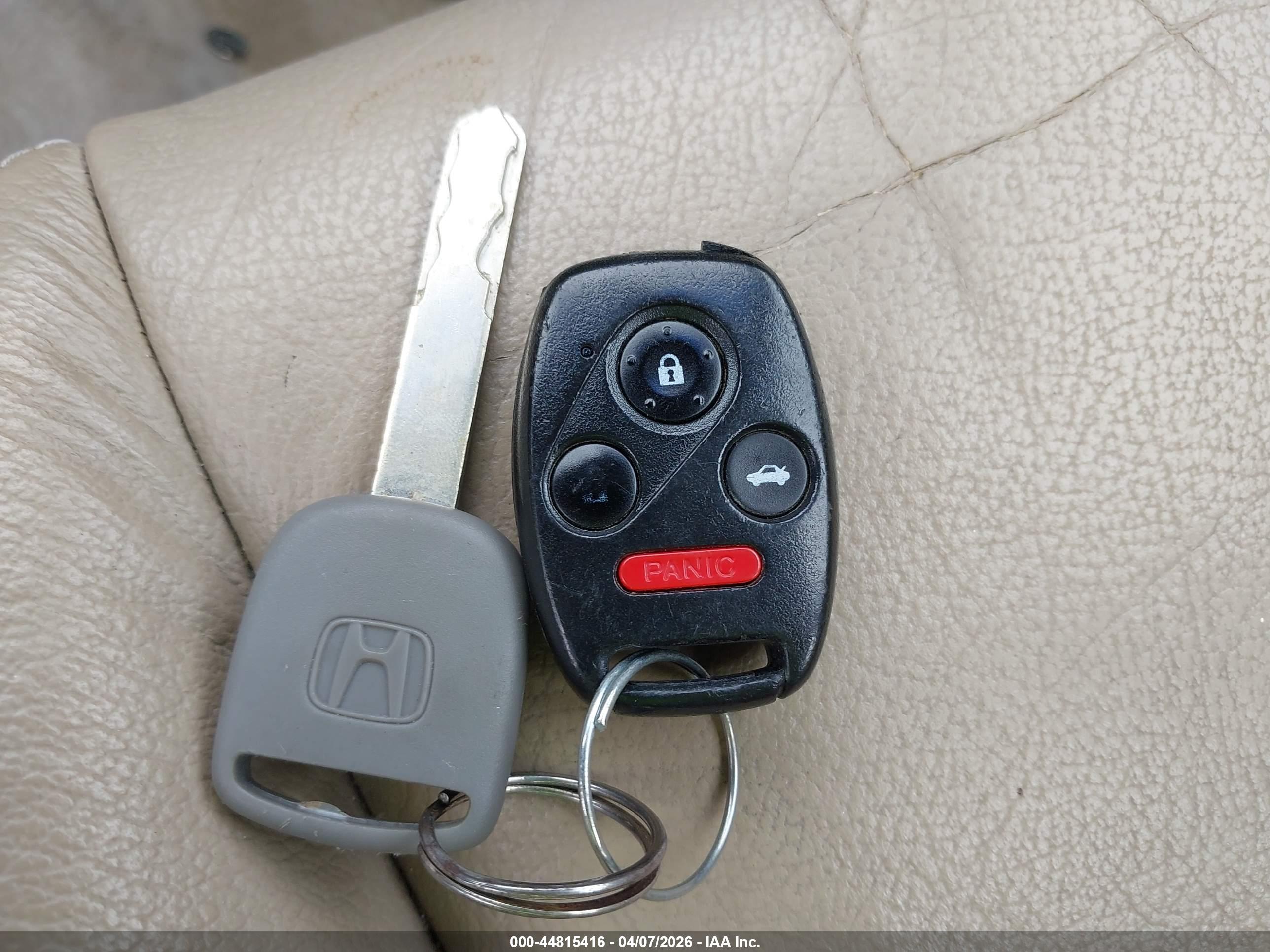 HONDA ACCORD image 11