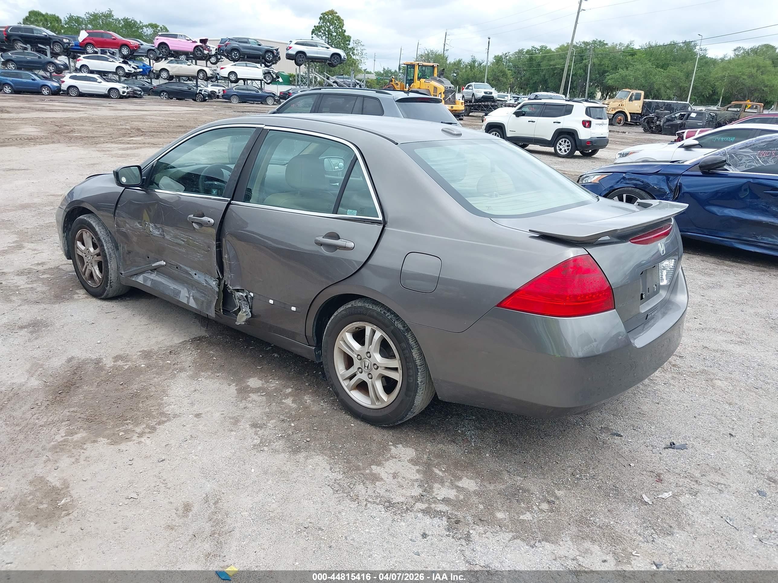HONDA ACCORD image 3