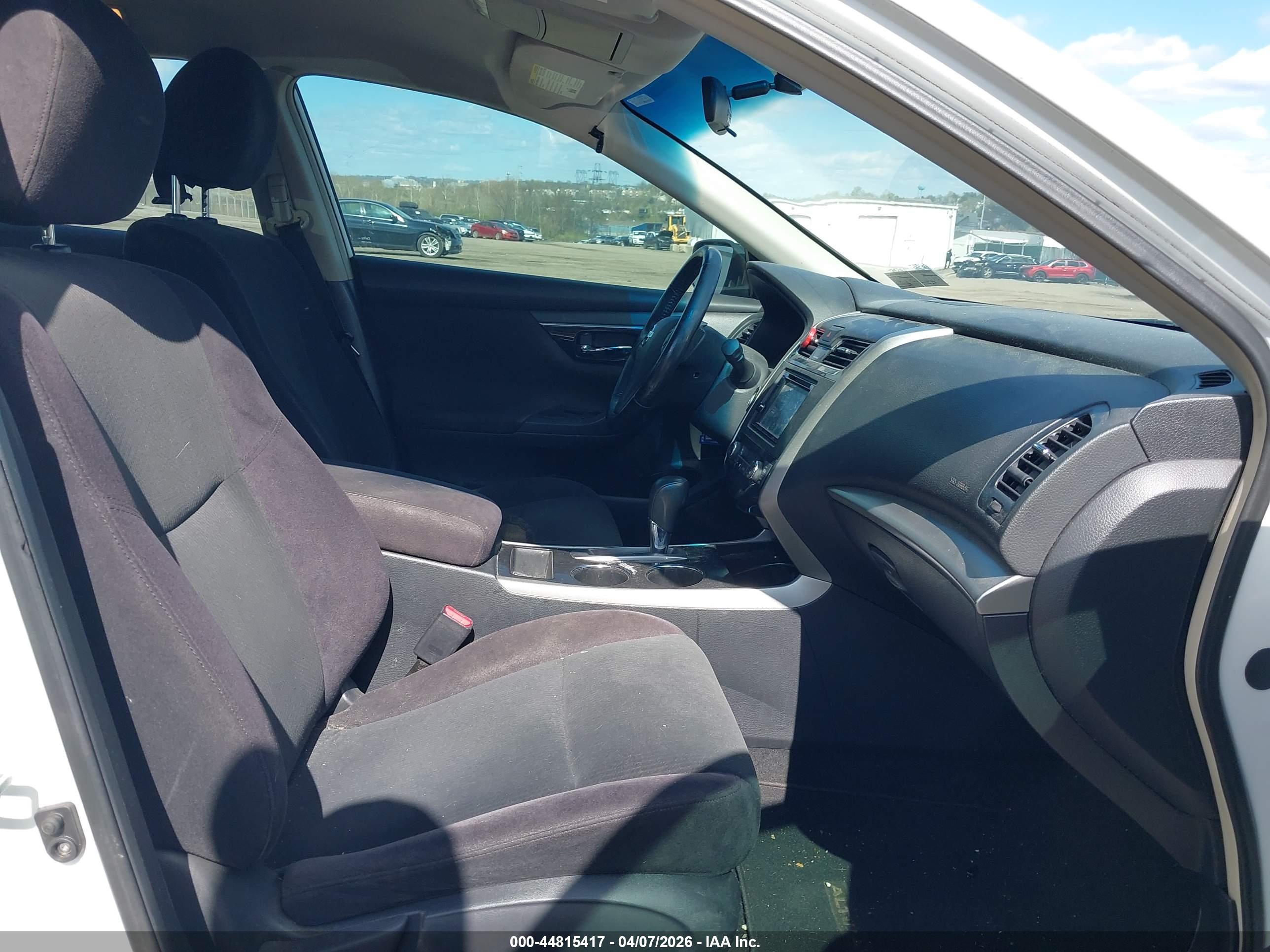 NISSAN ALTIMA image 5