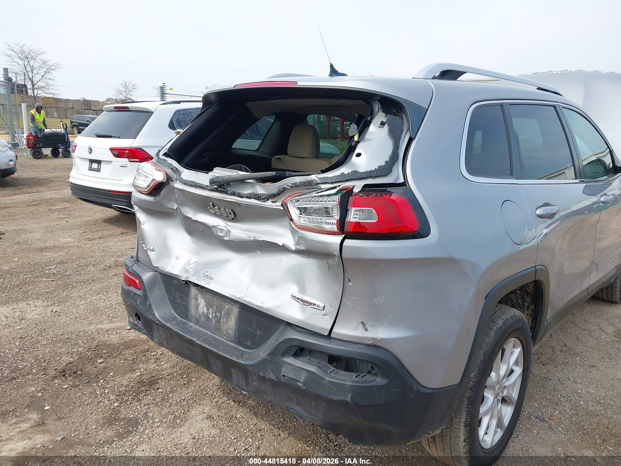 JEEP CHEROKEE image 6