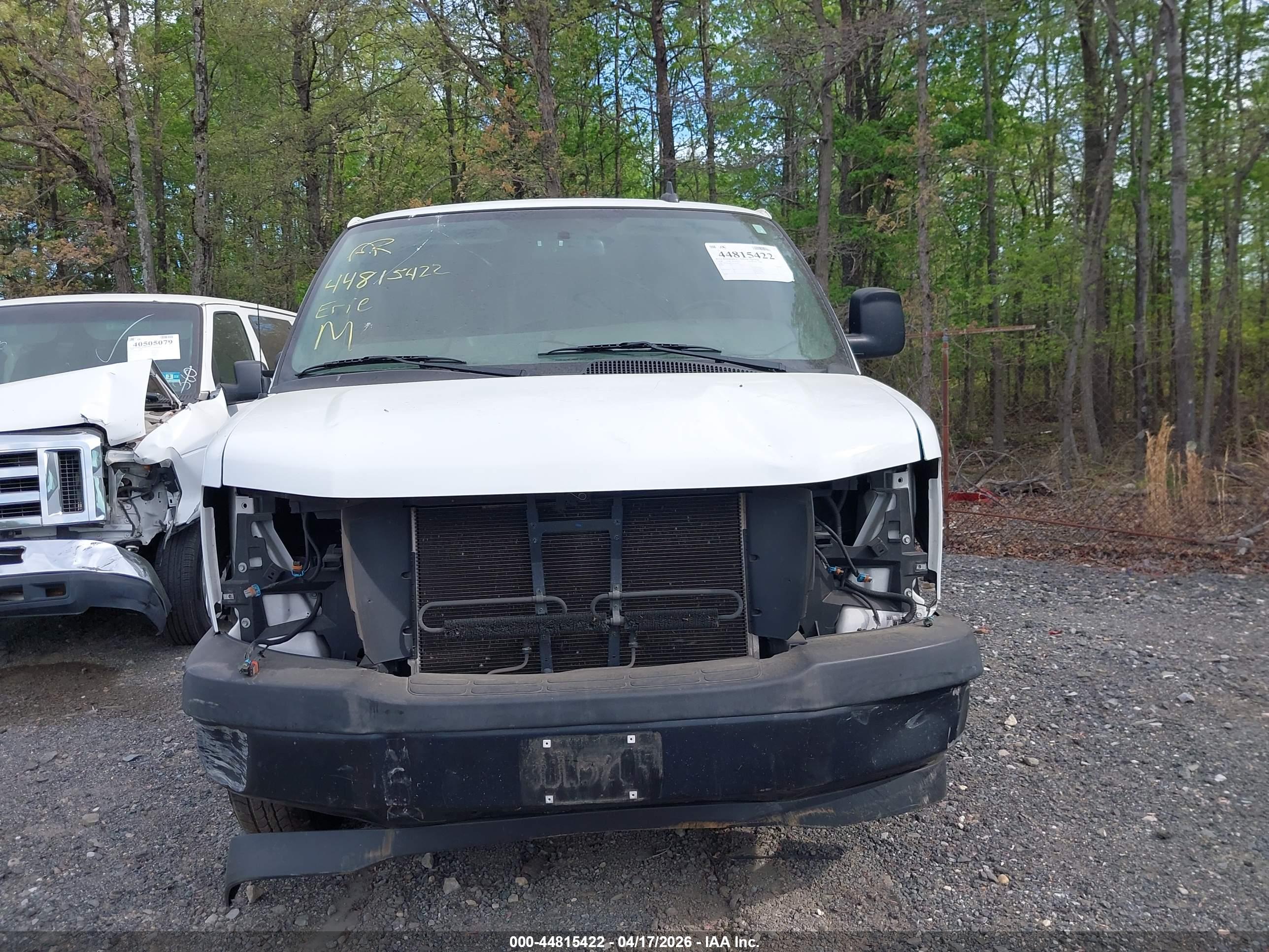 CHEVROLET EXPRESS image 6