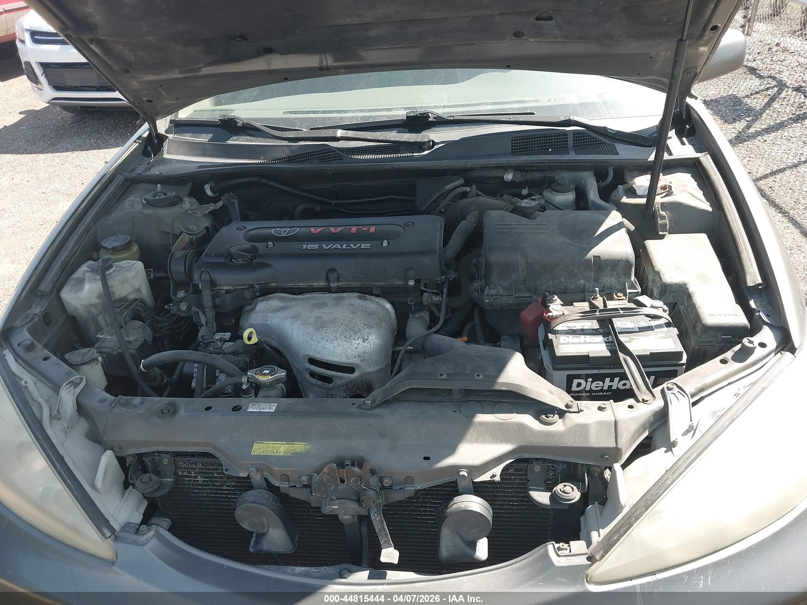 TOYOTA CAMRY image 10