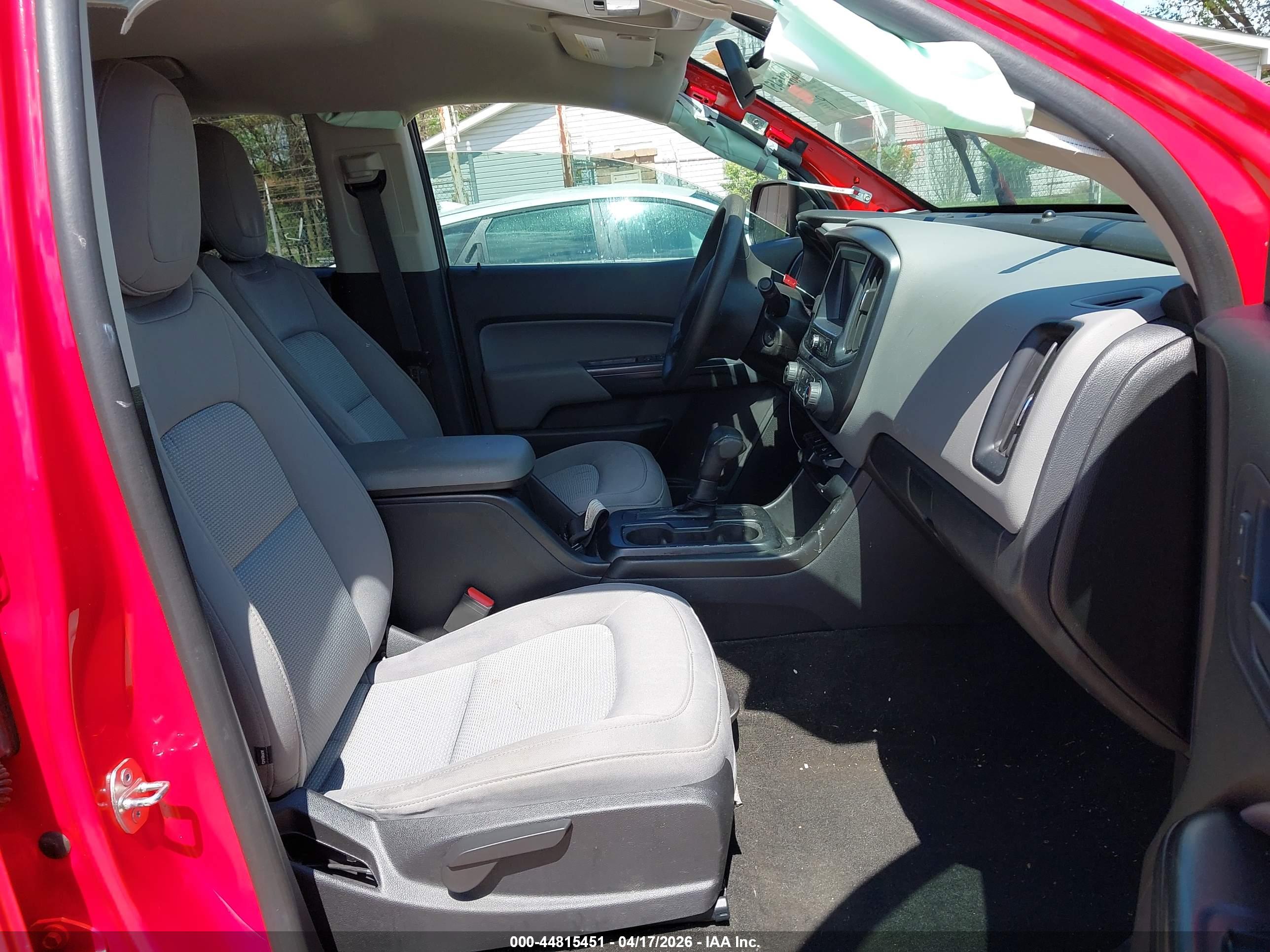 CHEVROLET COLORADO image 5