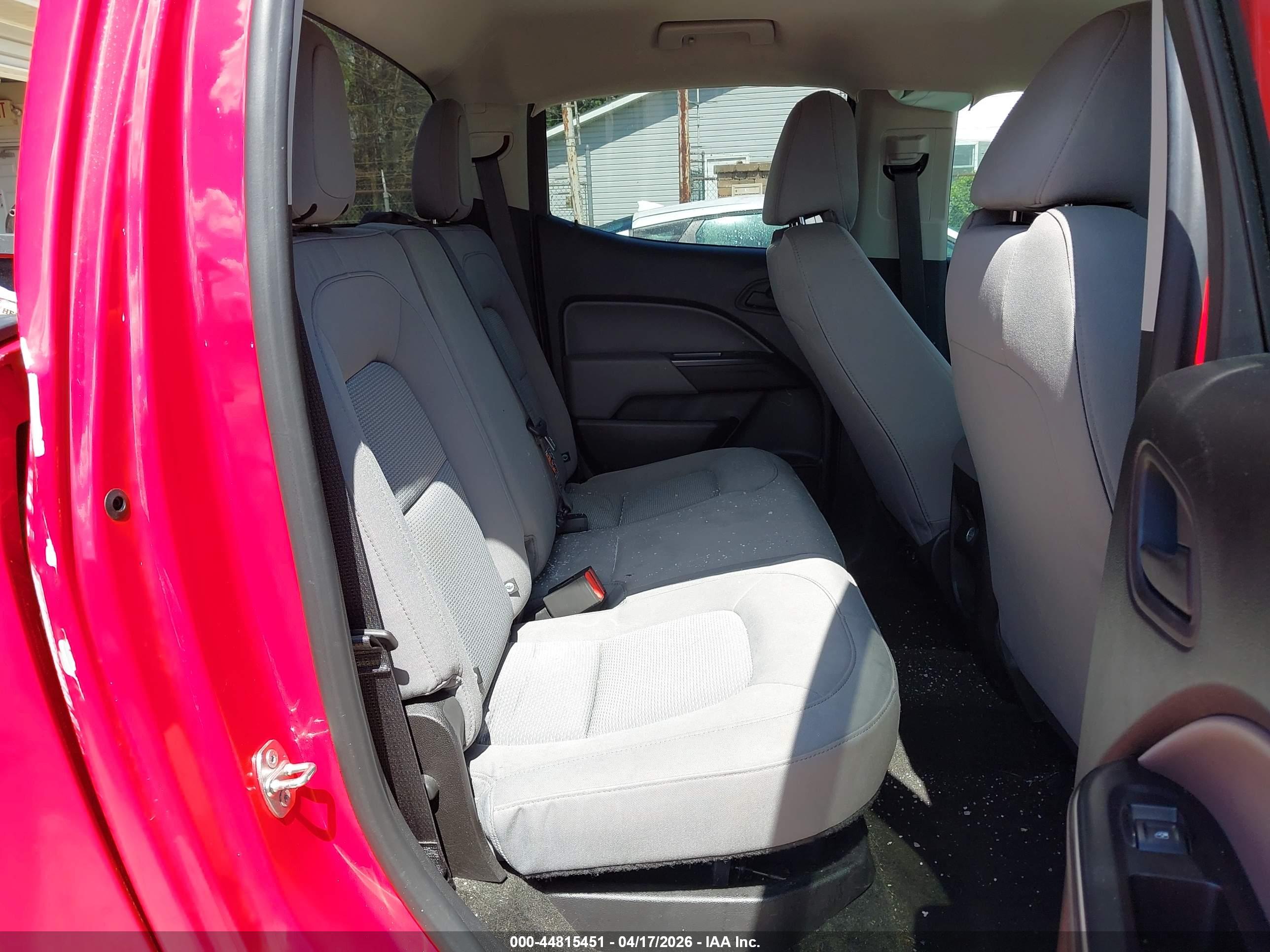 CHEVROLET COLORADO image 8