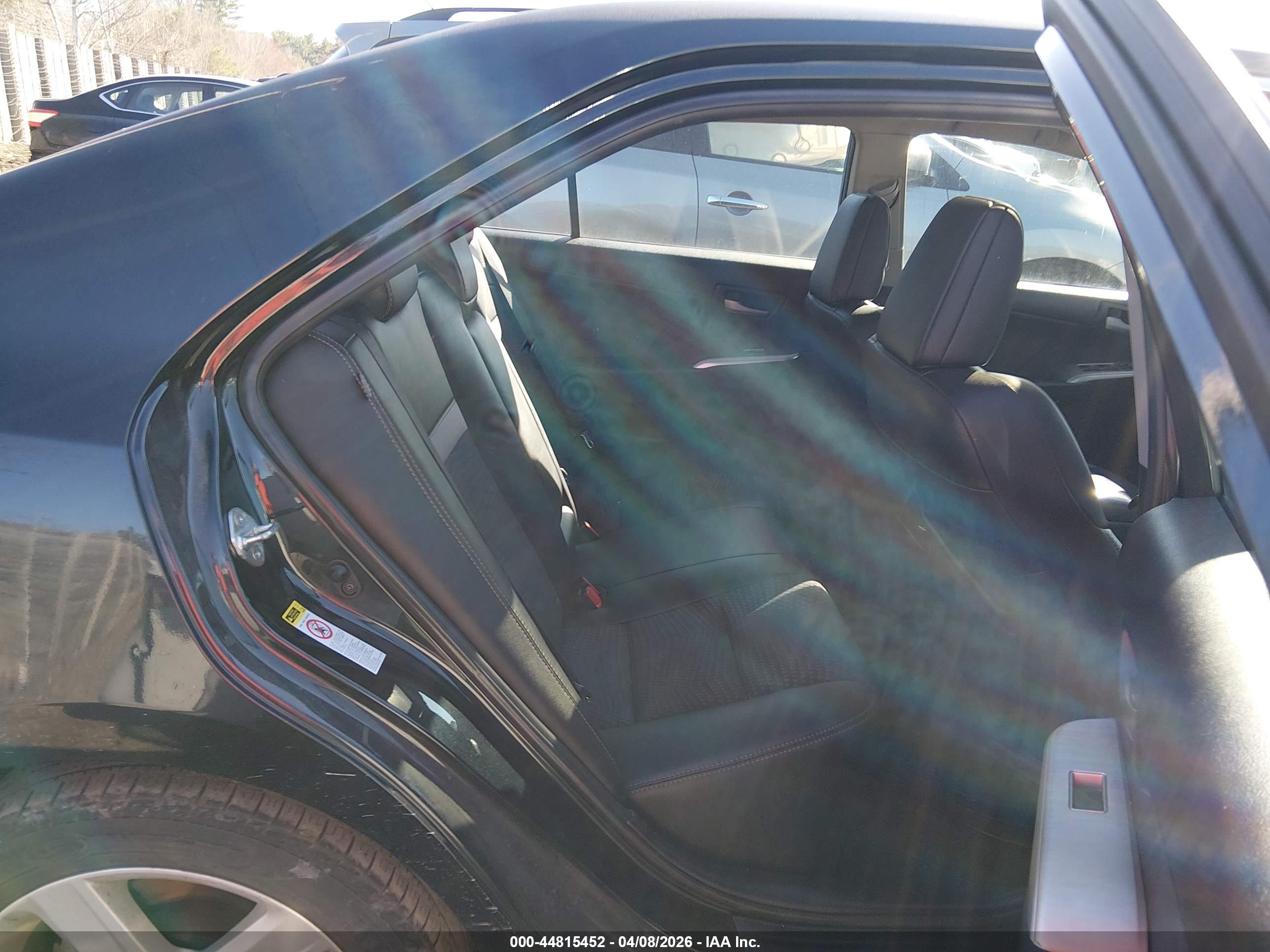 TOYOTA CAMRY image 8