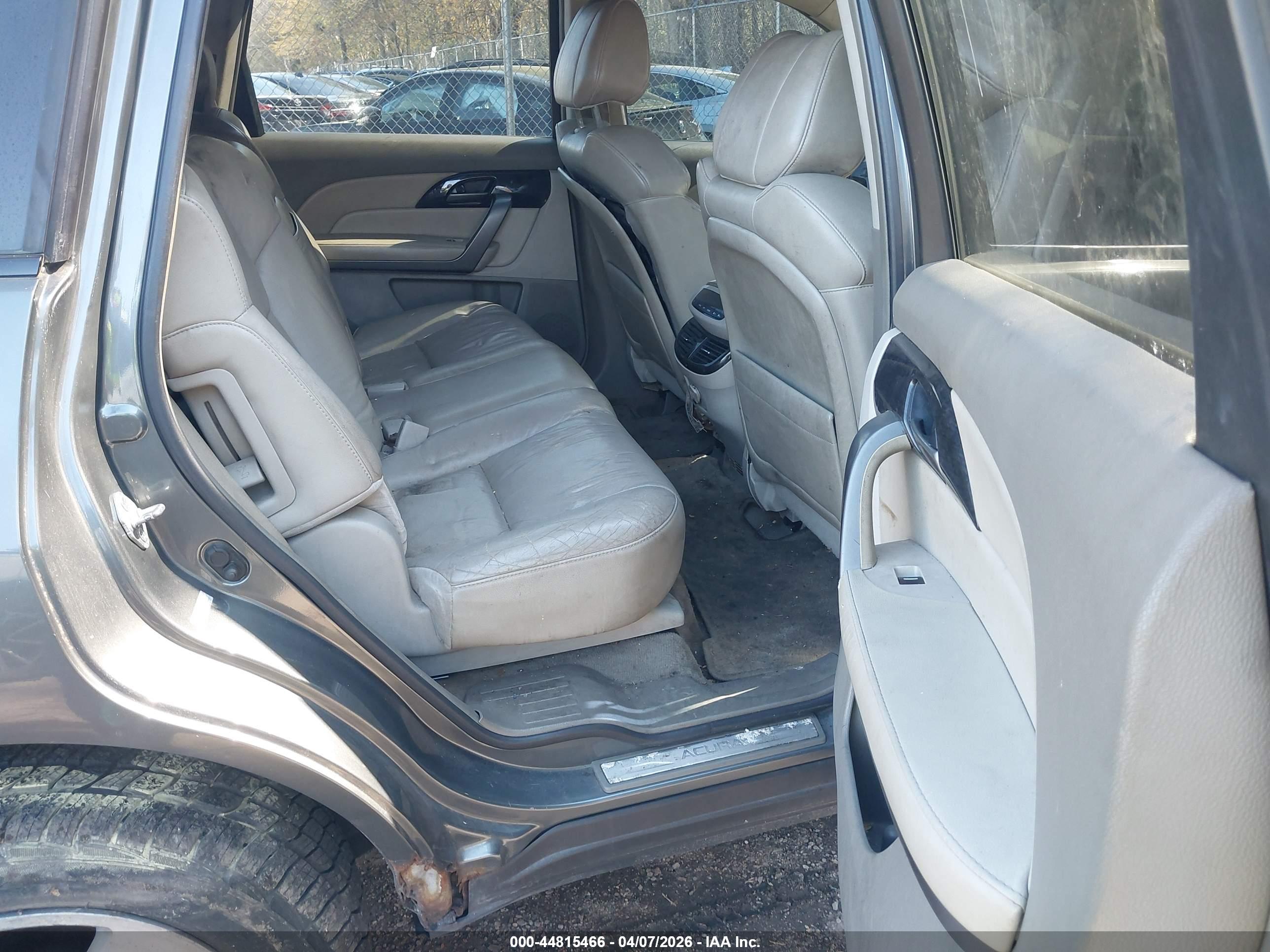 ACURA MDX image 8