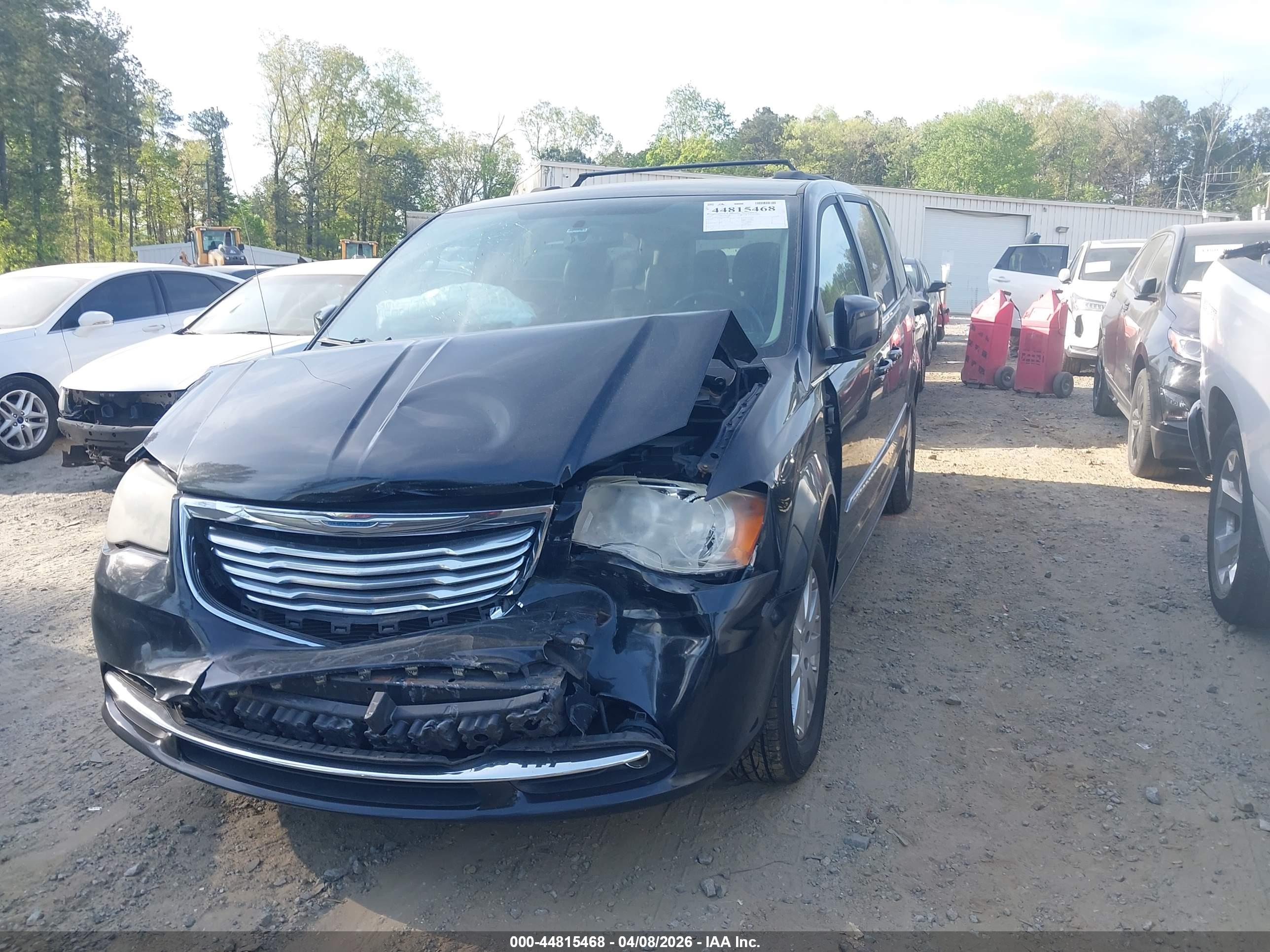 CHRYSLER TOWN image 2
