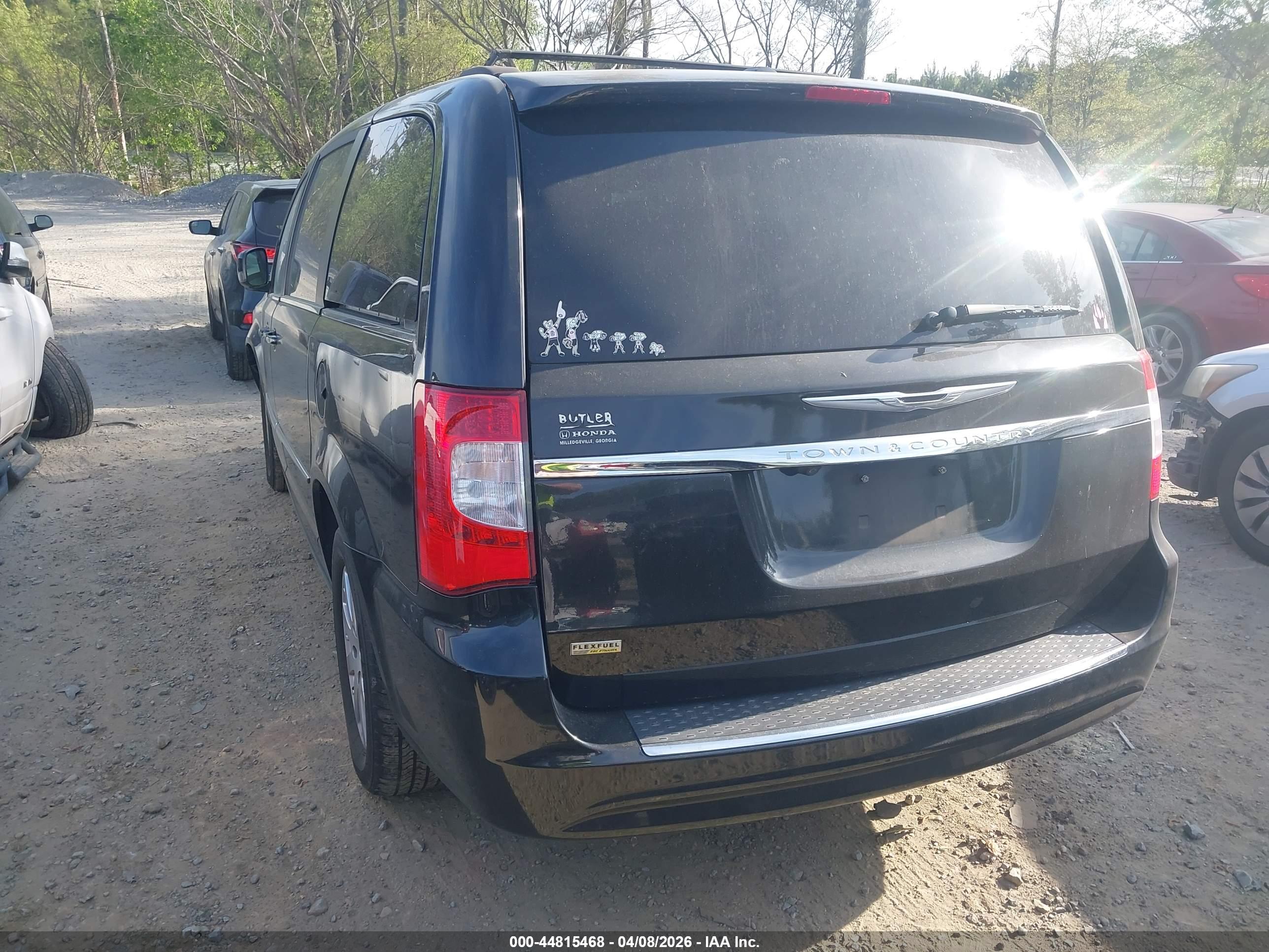 CHRYSLER TOWN image 3