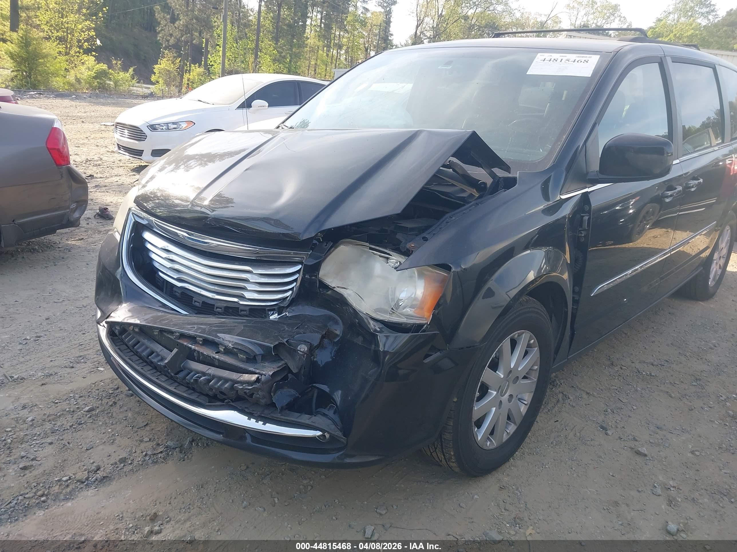 CHRYSLER TOWN image 6