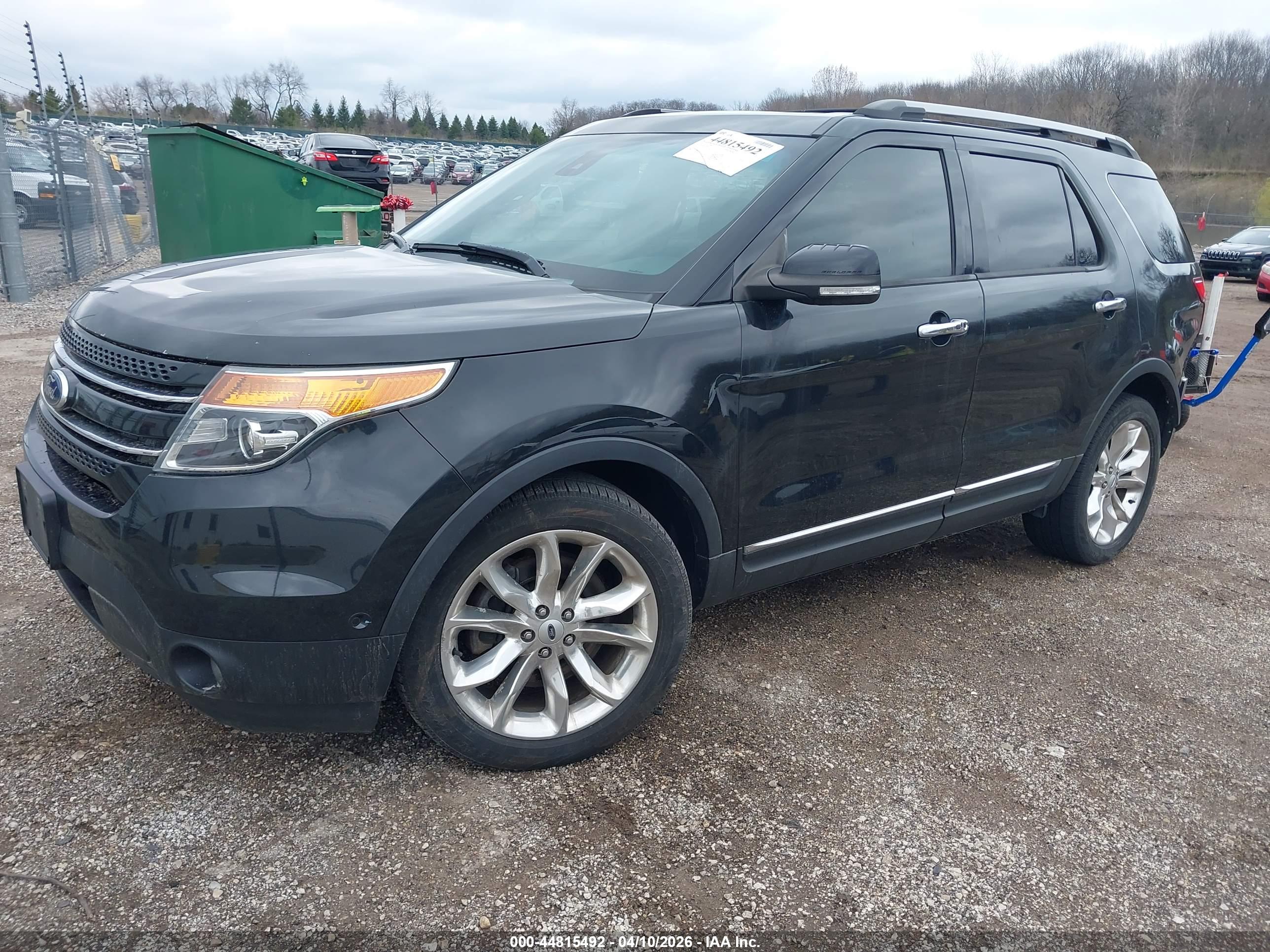 FORD EXPLORER image 2