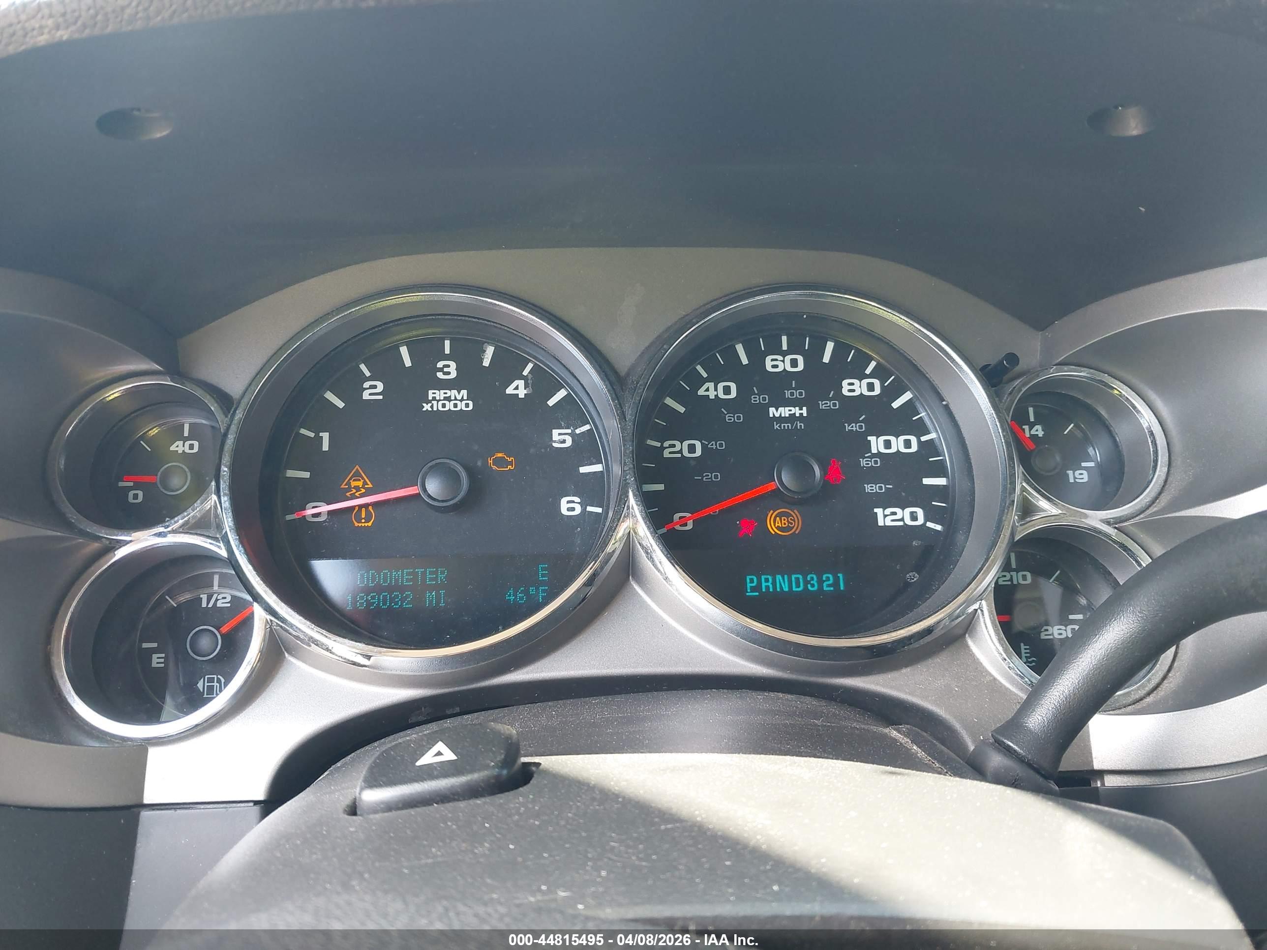 CHEVROLET SILVERADO image 7