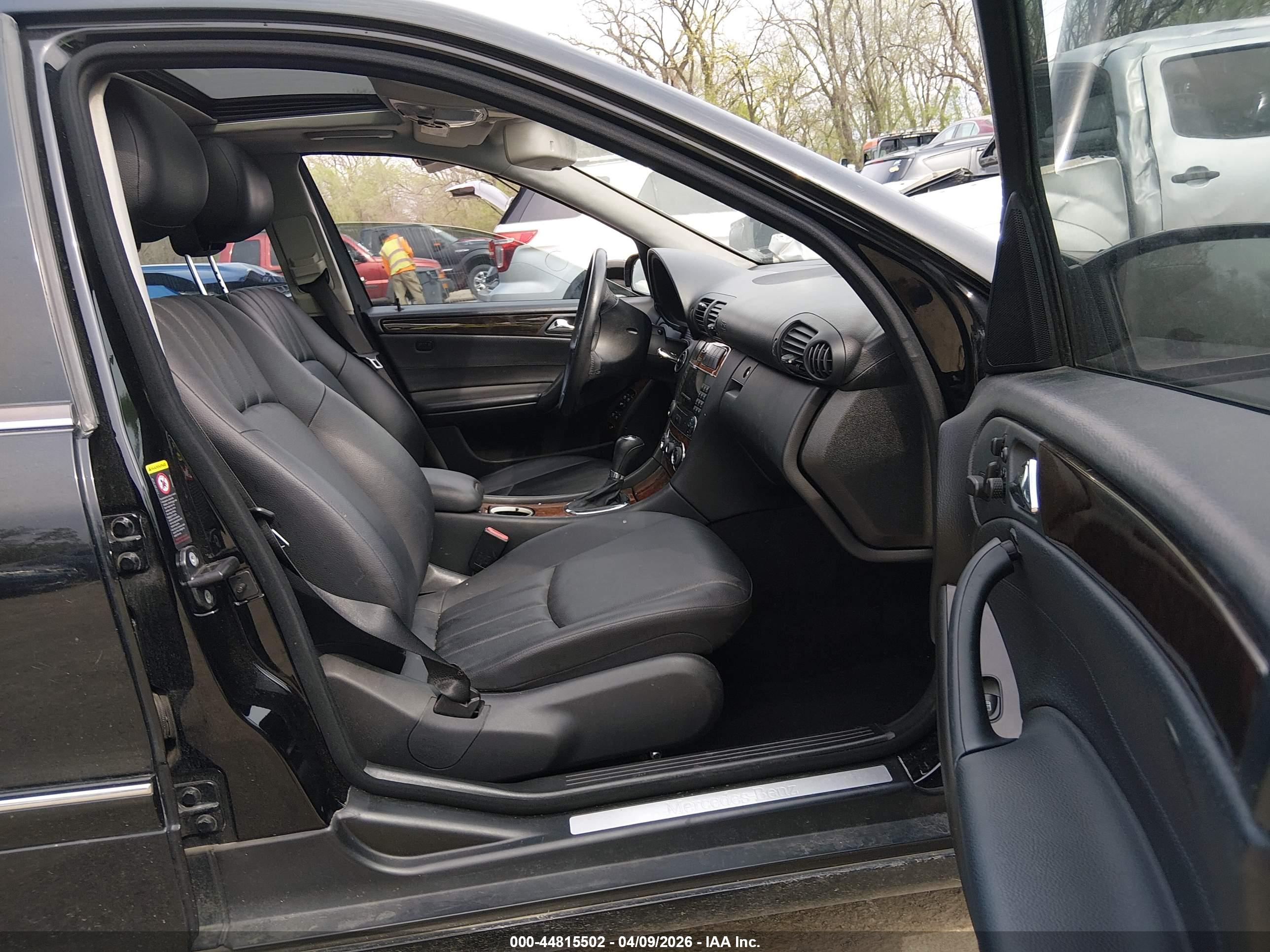 MERCEDES-BENZ C image 5