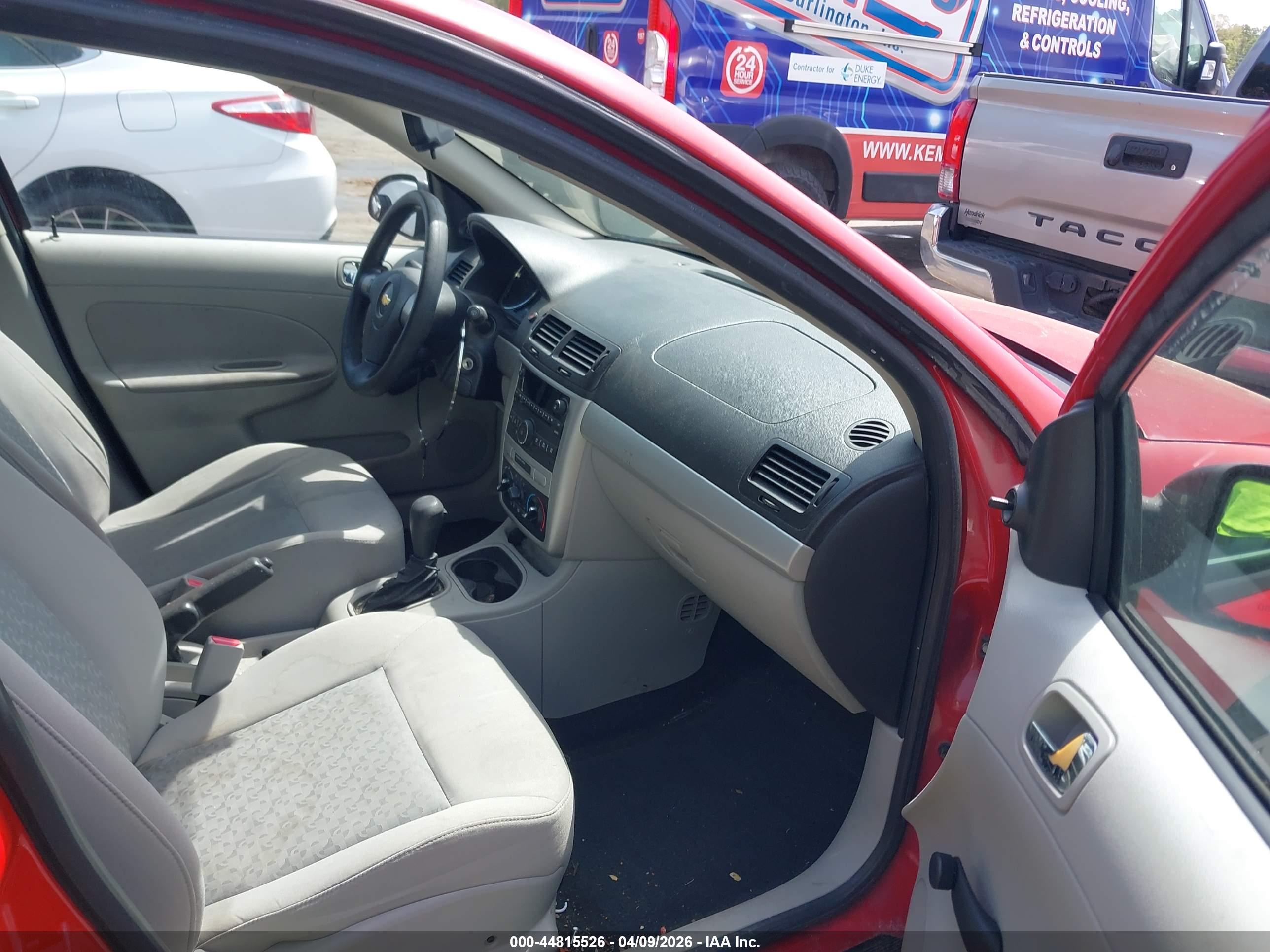CHEVROLET COBALT image 5