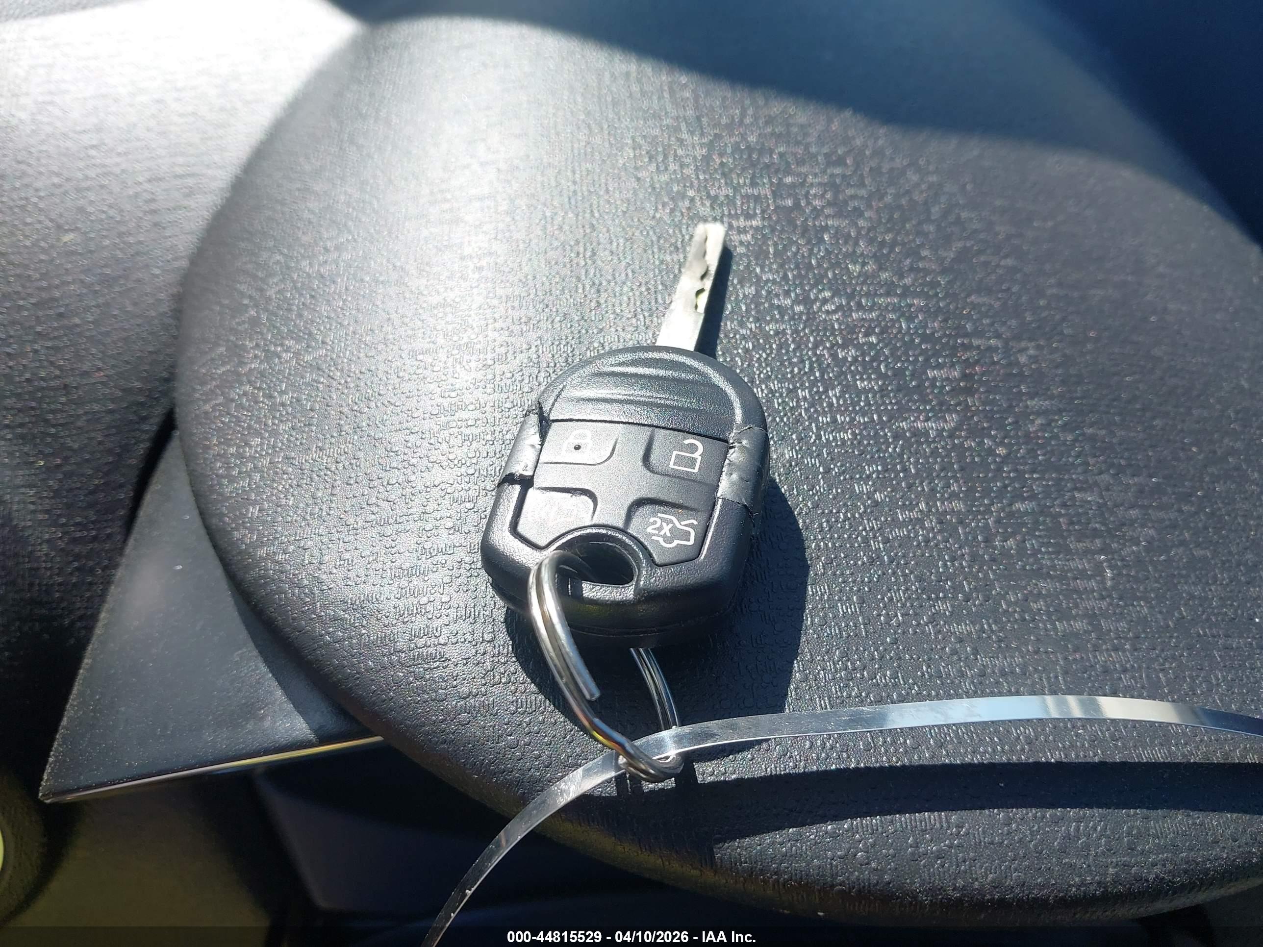 FORD FIESTA image 11