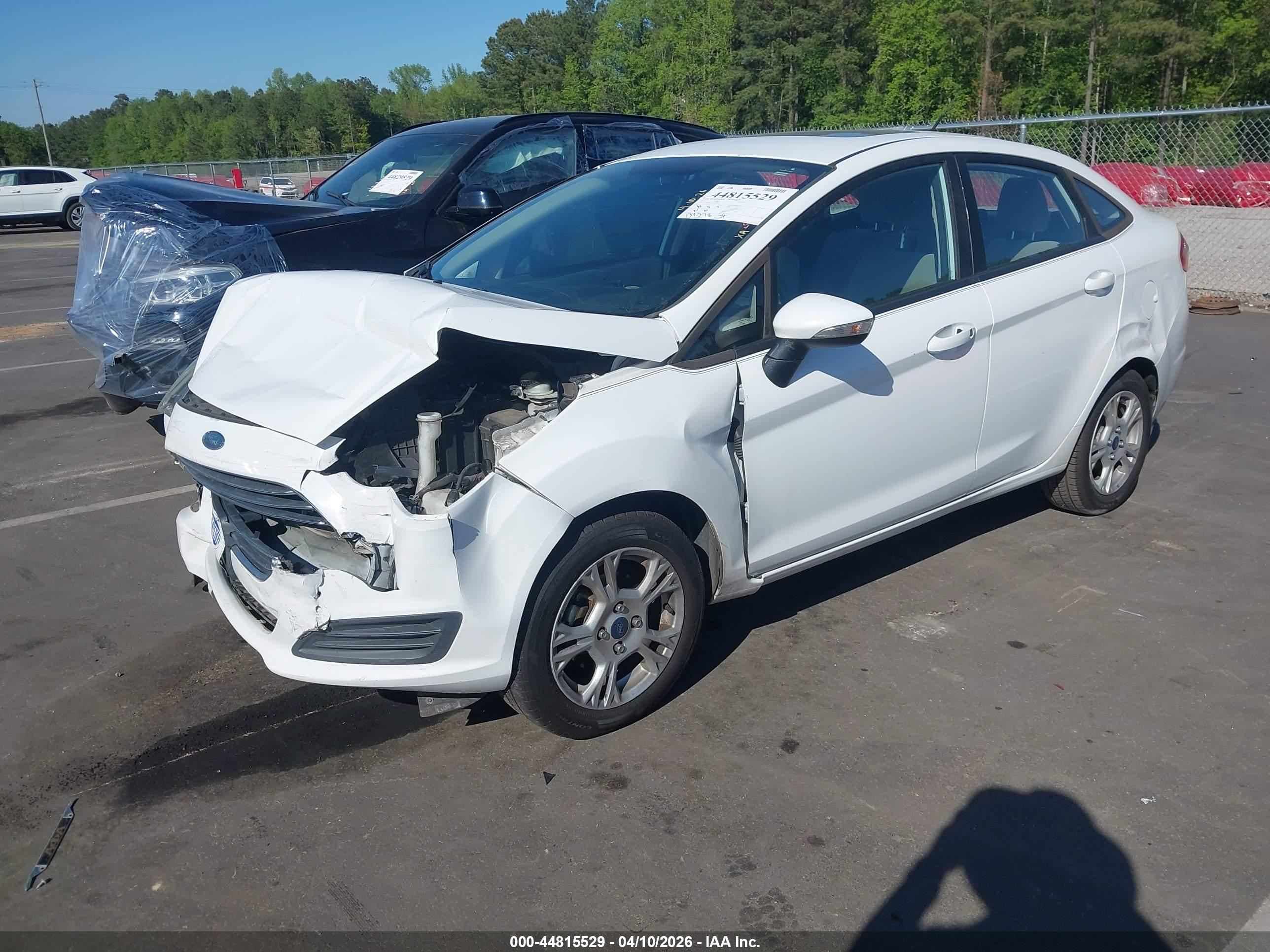 FORD FIESTA image 2