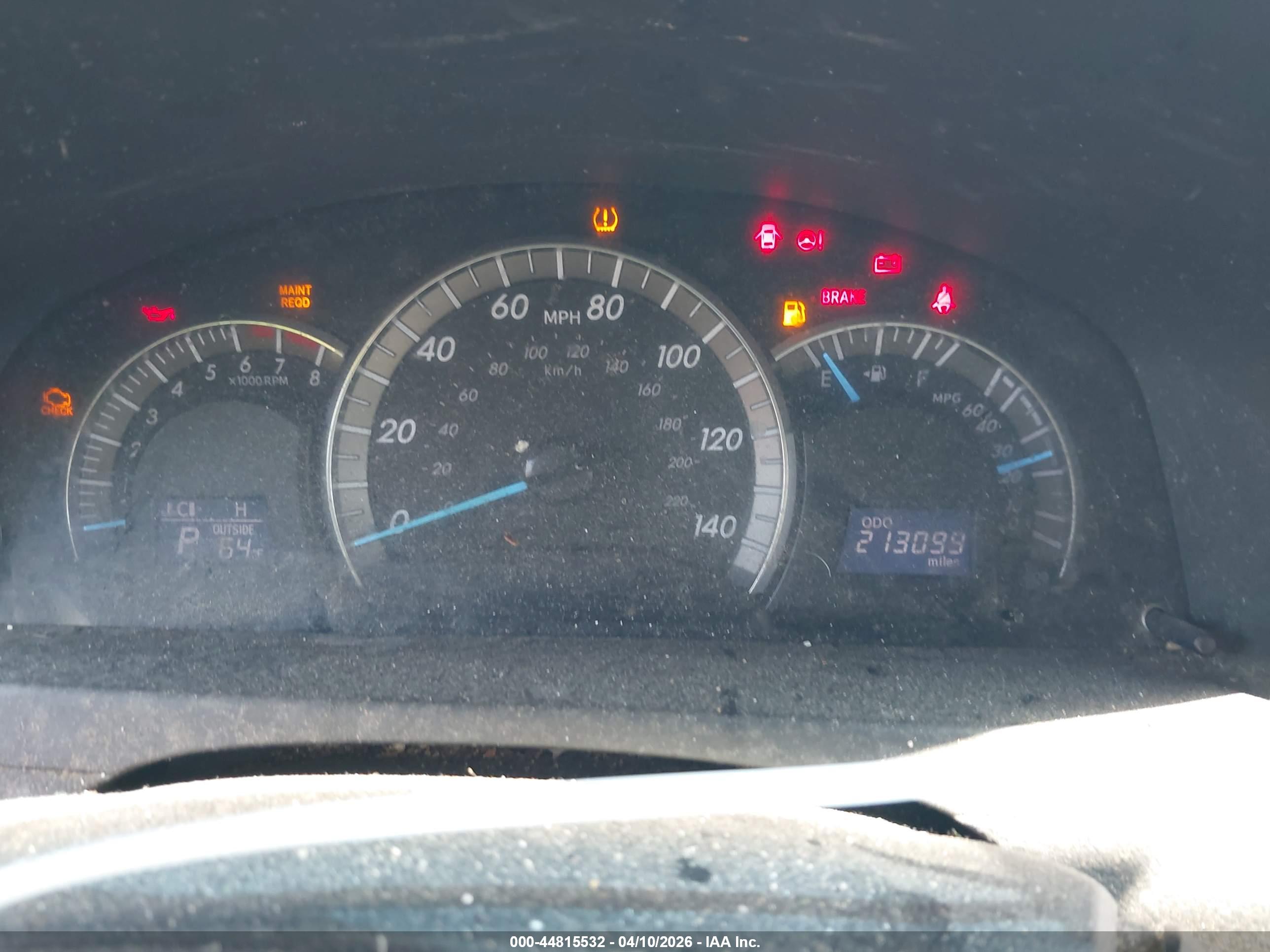 TOYOTA CAMRY image 7