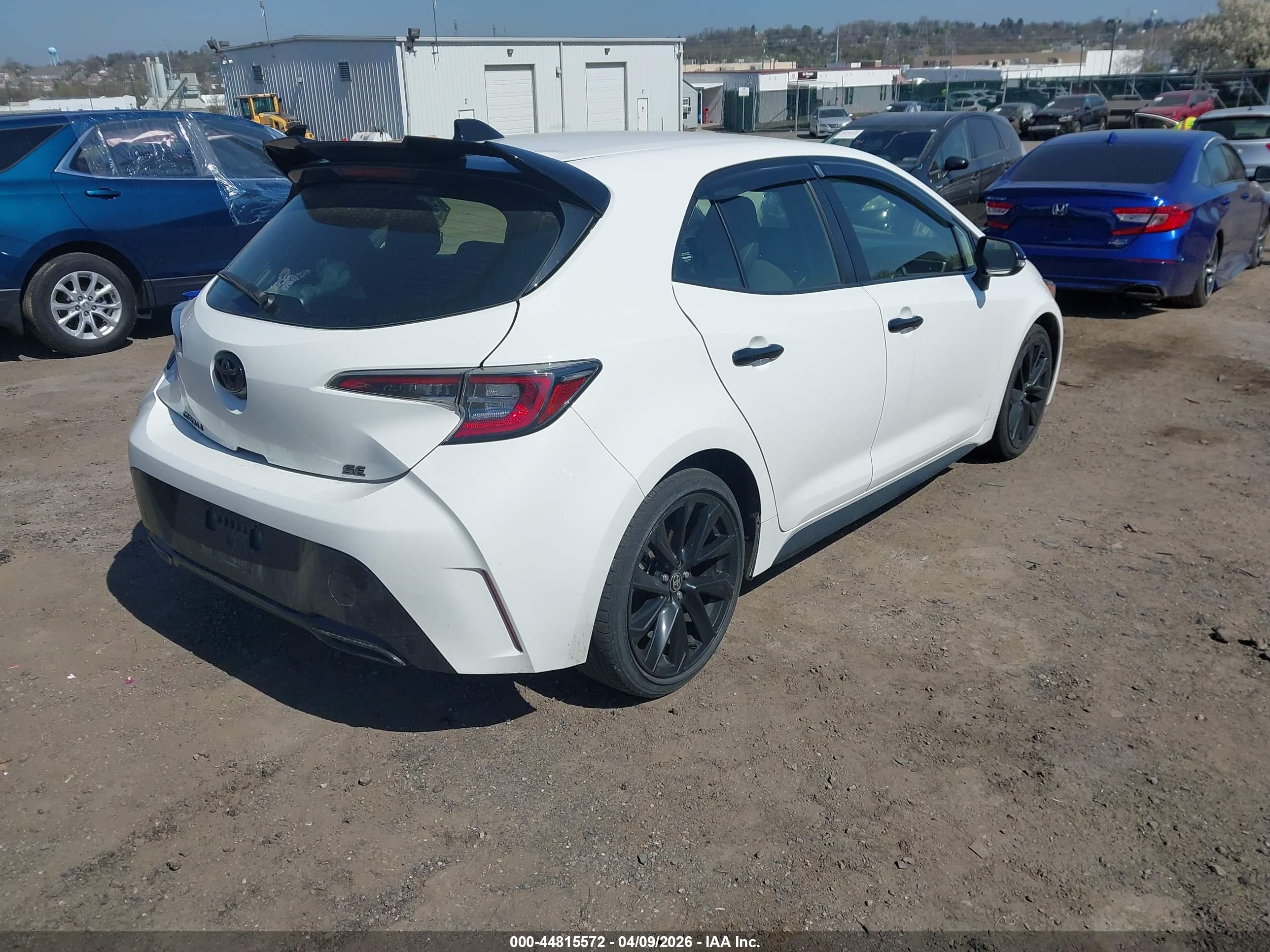 TOYOTA COROLLA image 4