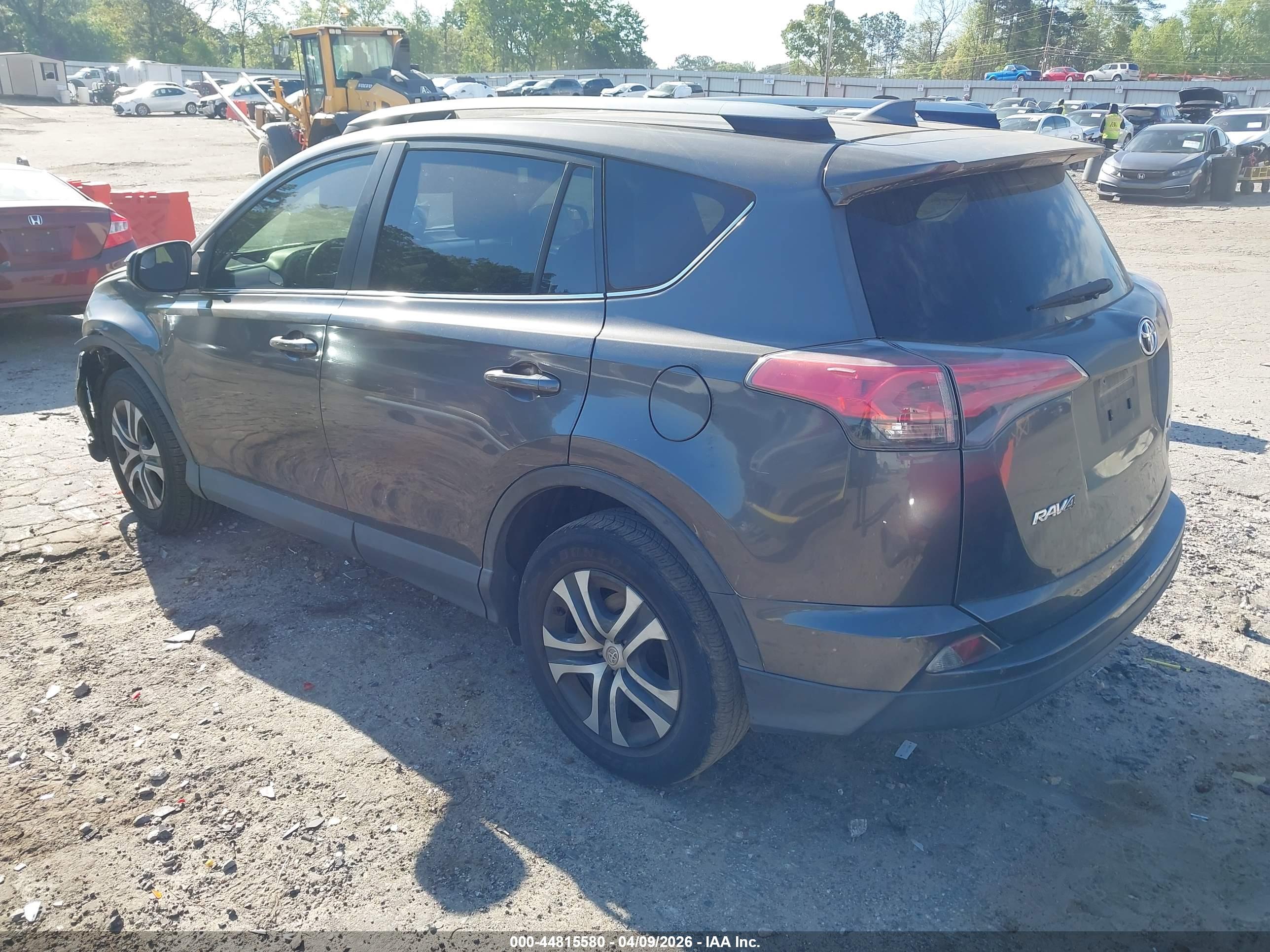 TOYOTA RAV4 image 3