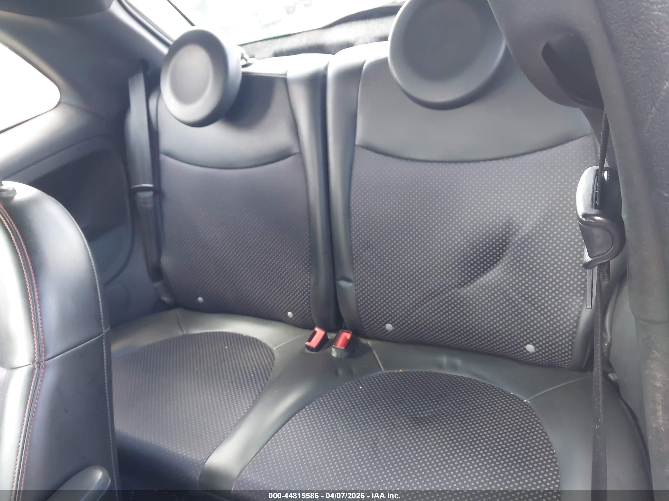 FIAT 500E image 8