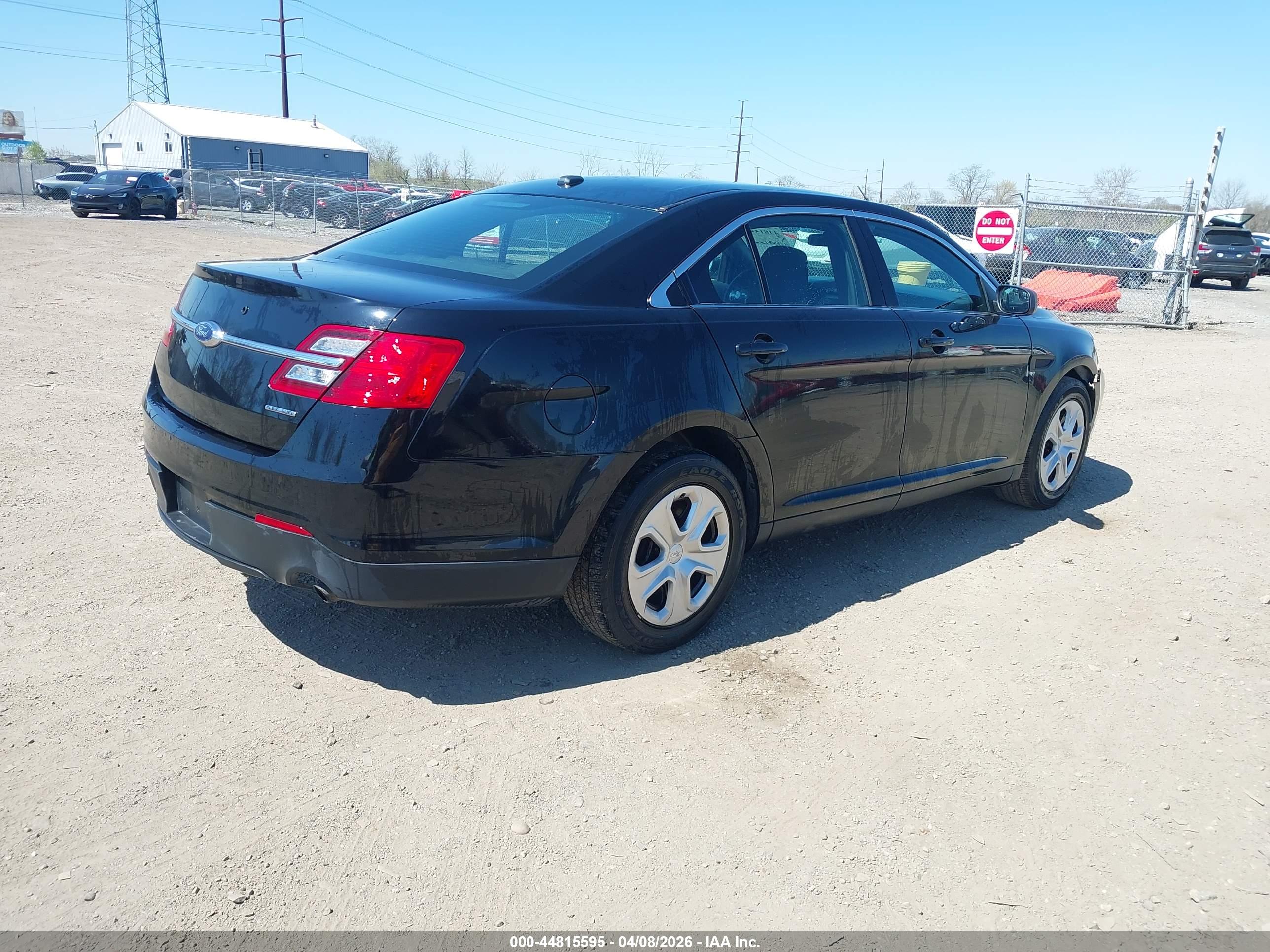 FORD TAURUS image 4
