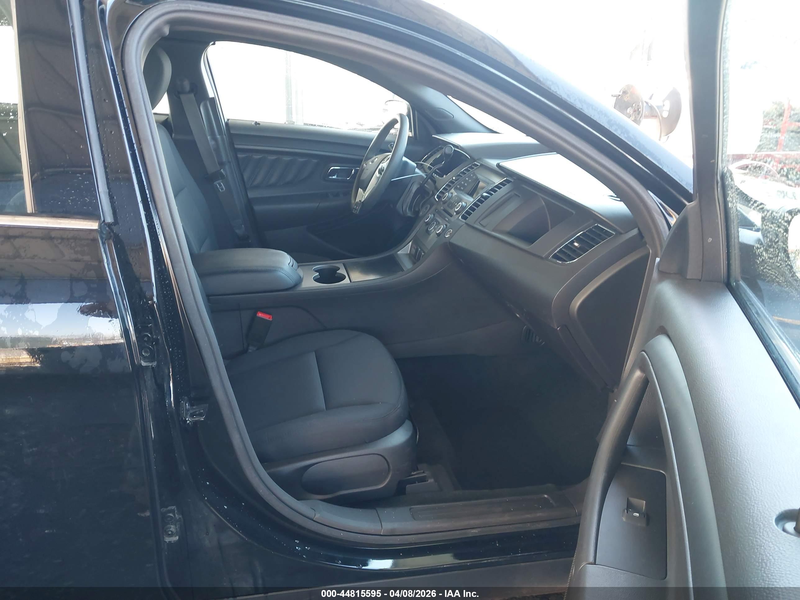 FORD TAURUS image 5