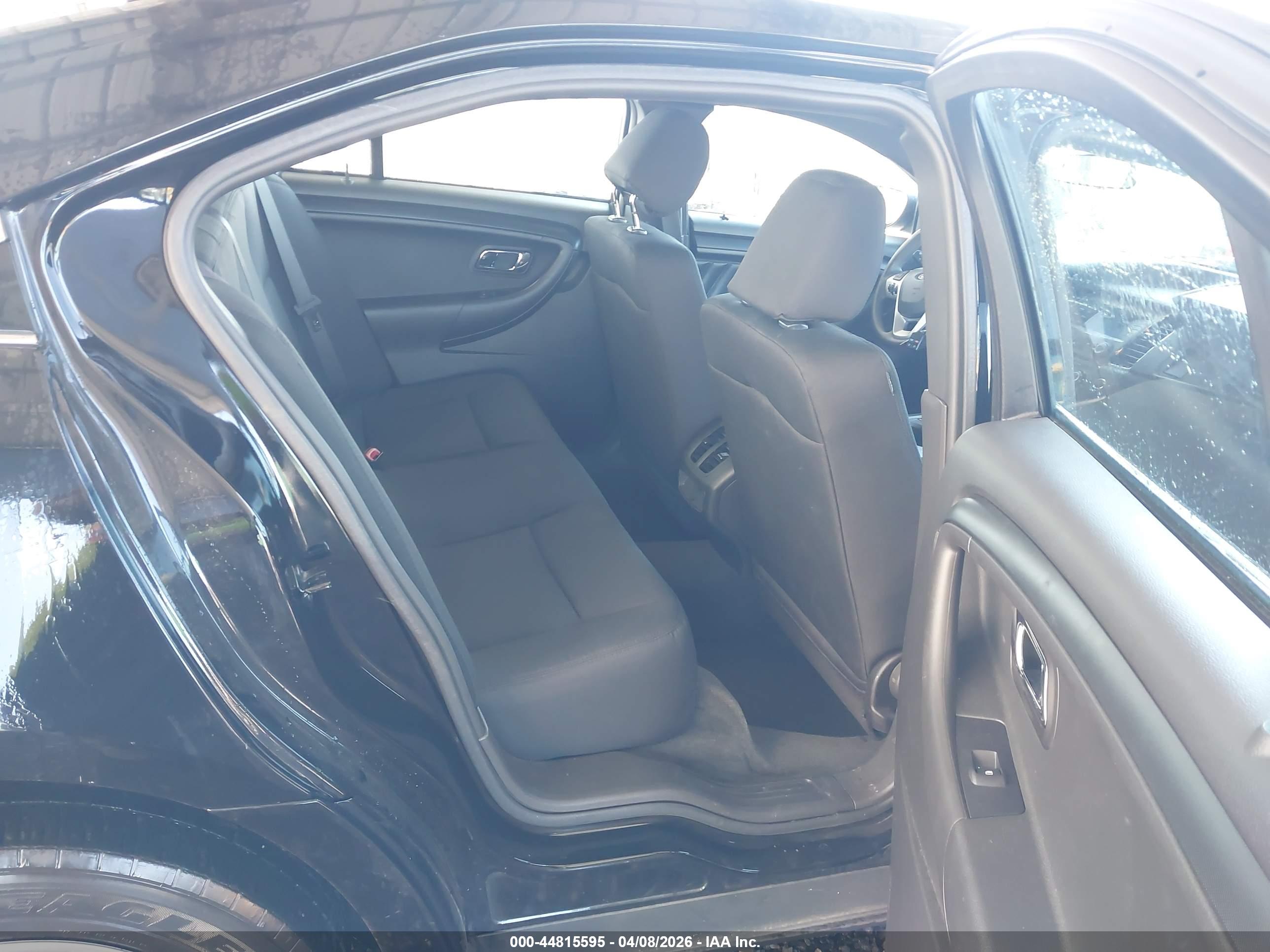 FORD TAURUS image 8
