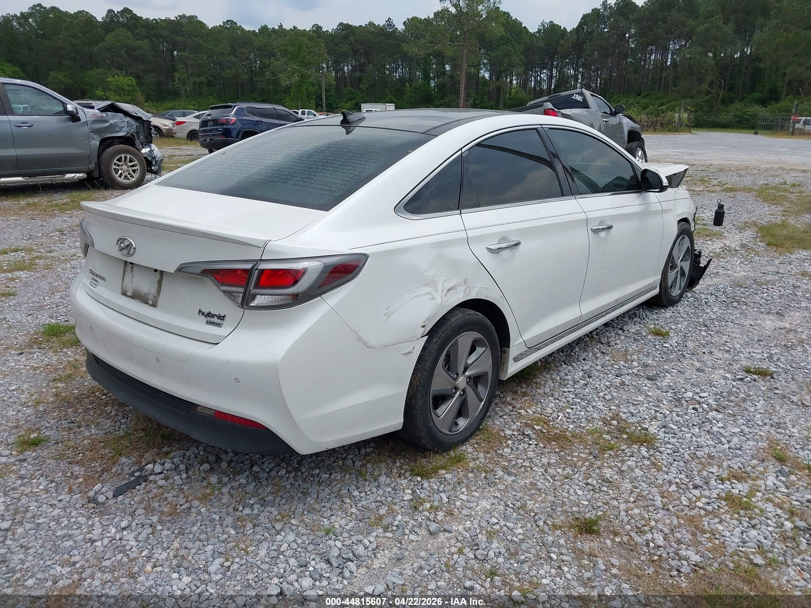 HYUNDAI SONATA image 4