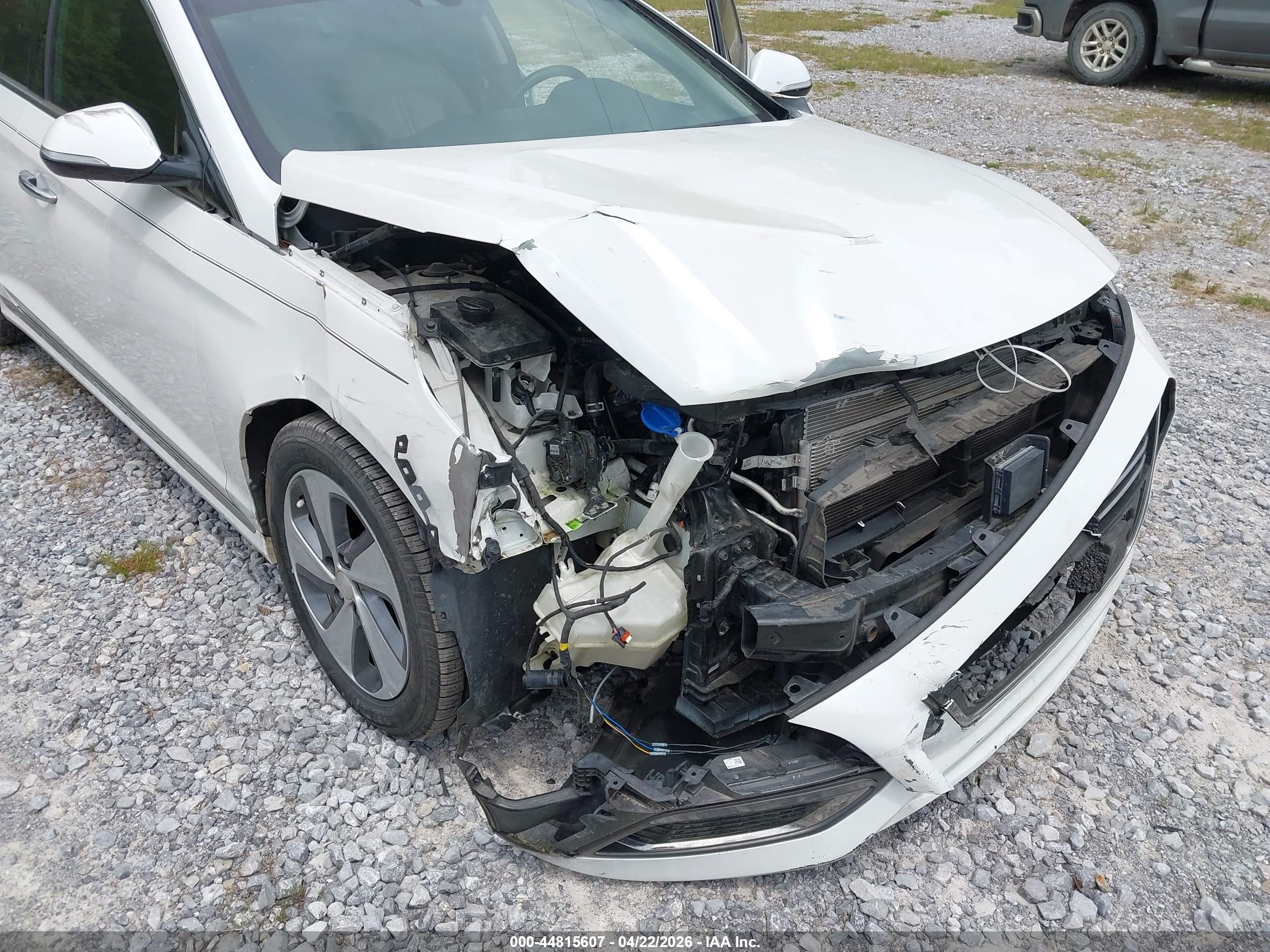 HYUNDAI SONATA image 6