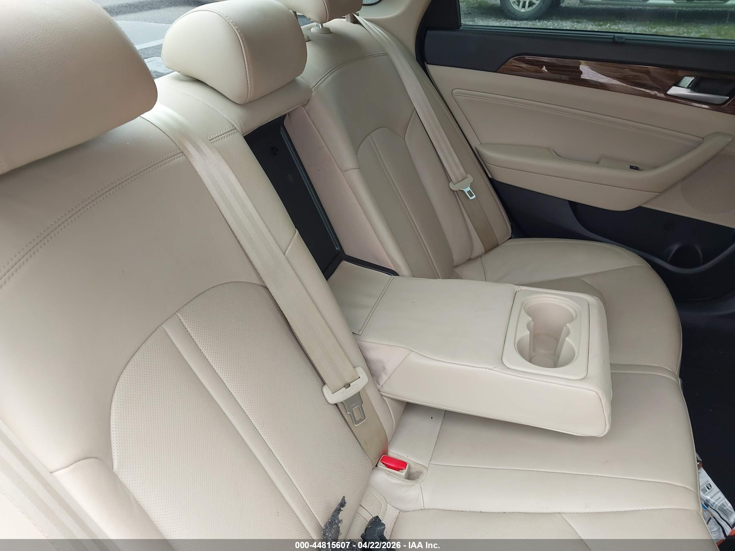 HYUNDAI SONATA image 8