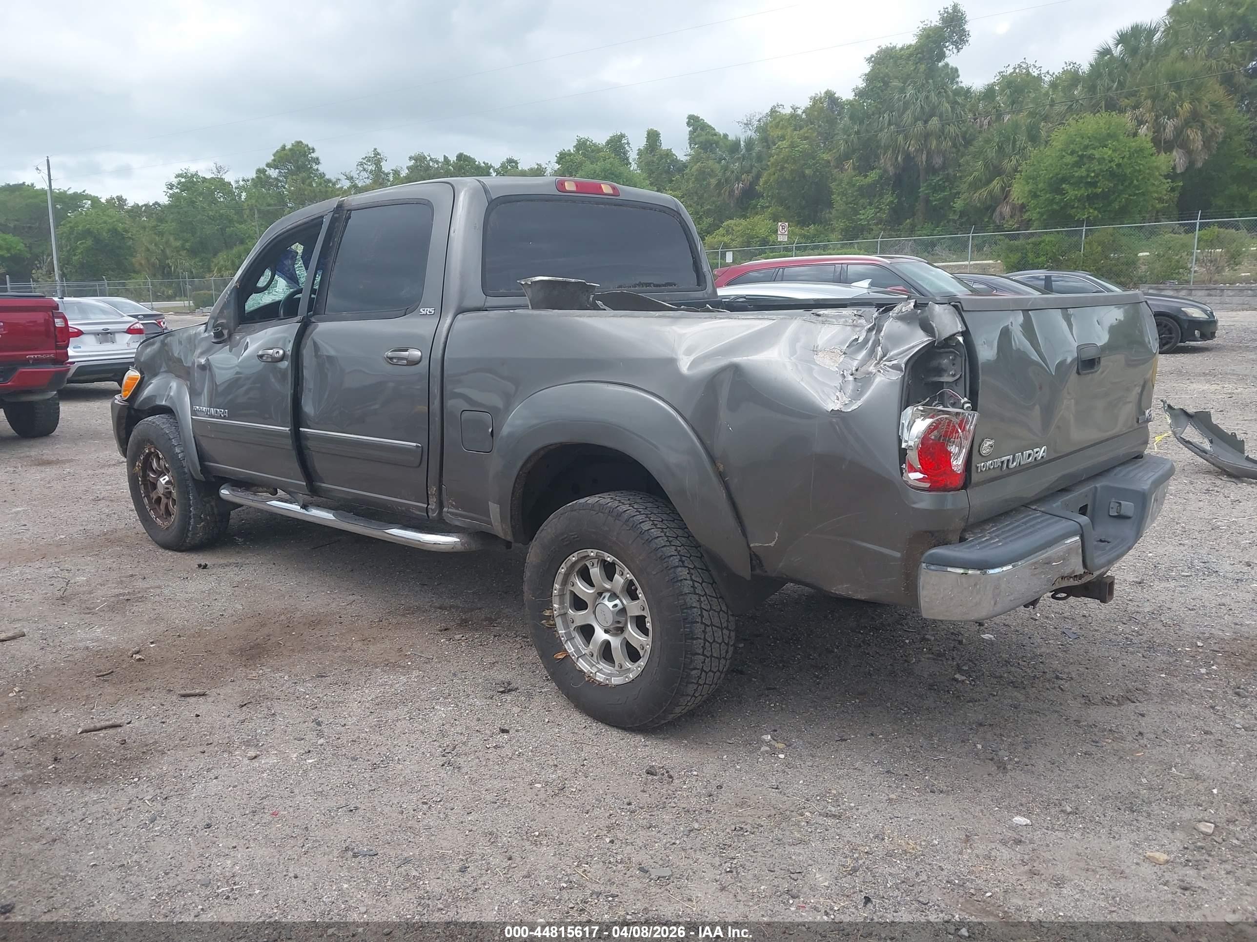 TOYOTA TUNDRA image 6