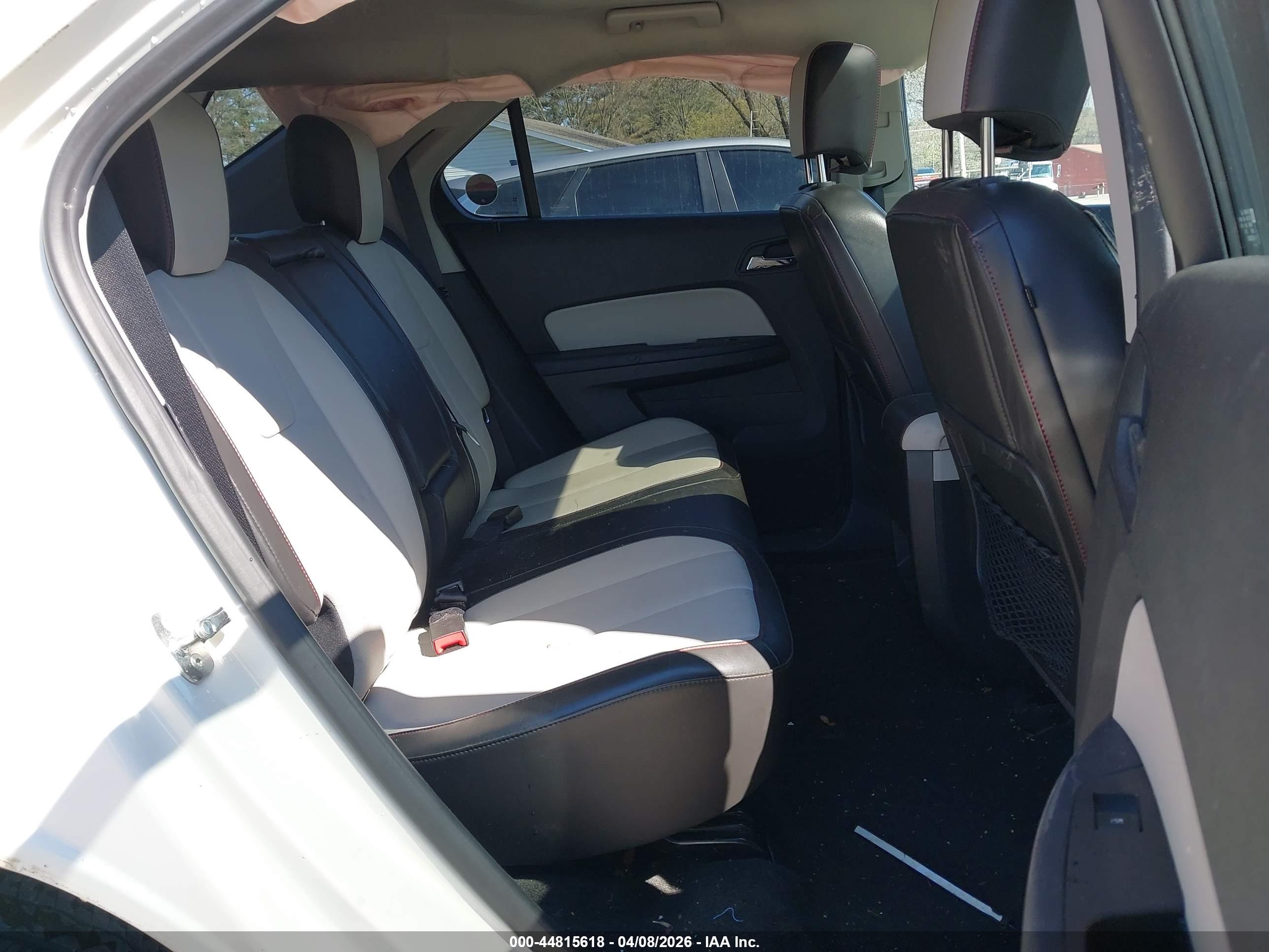 CHEVROLET EQUINOX image 8