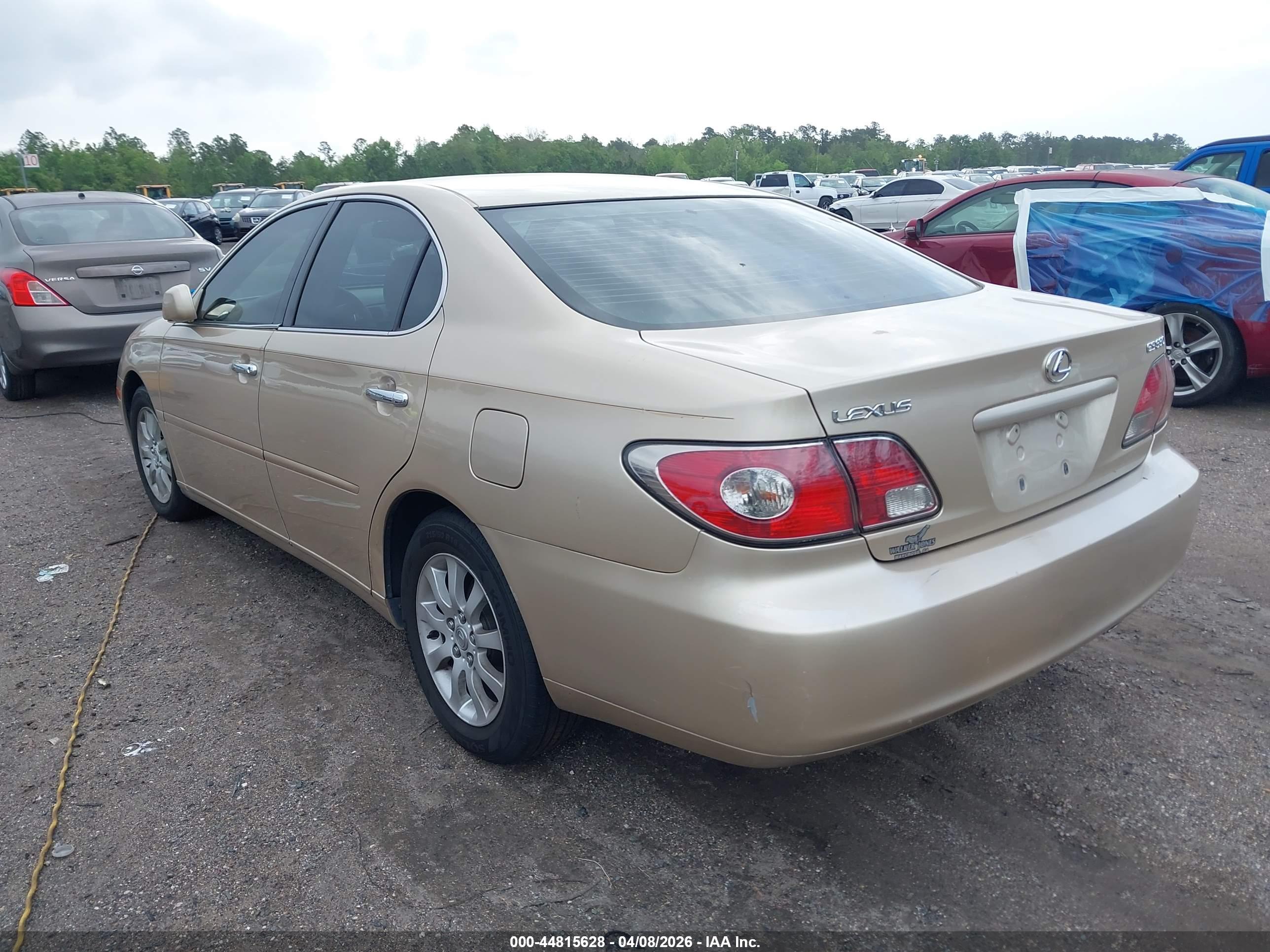 LEXUS ES image 3