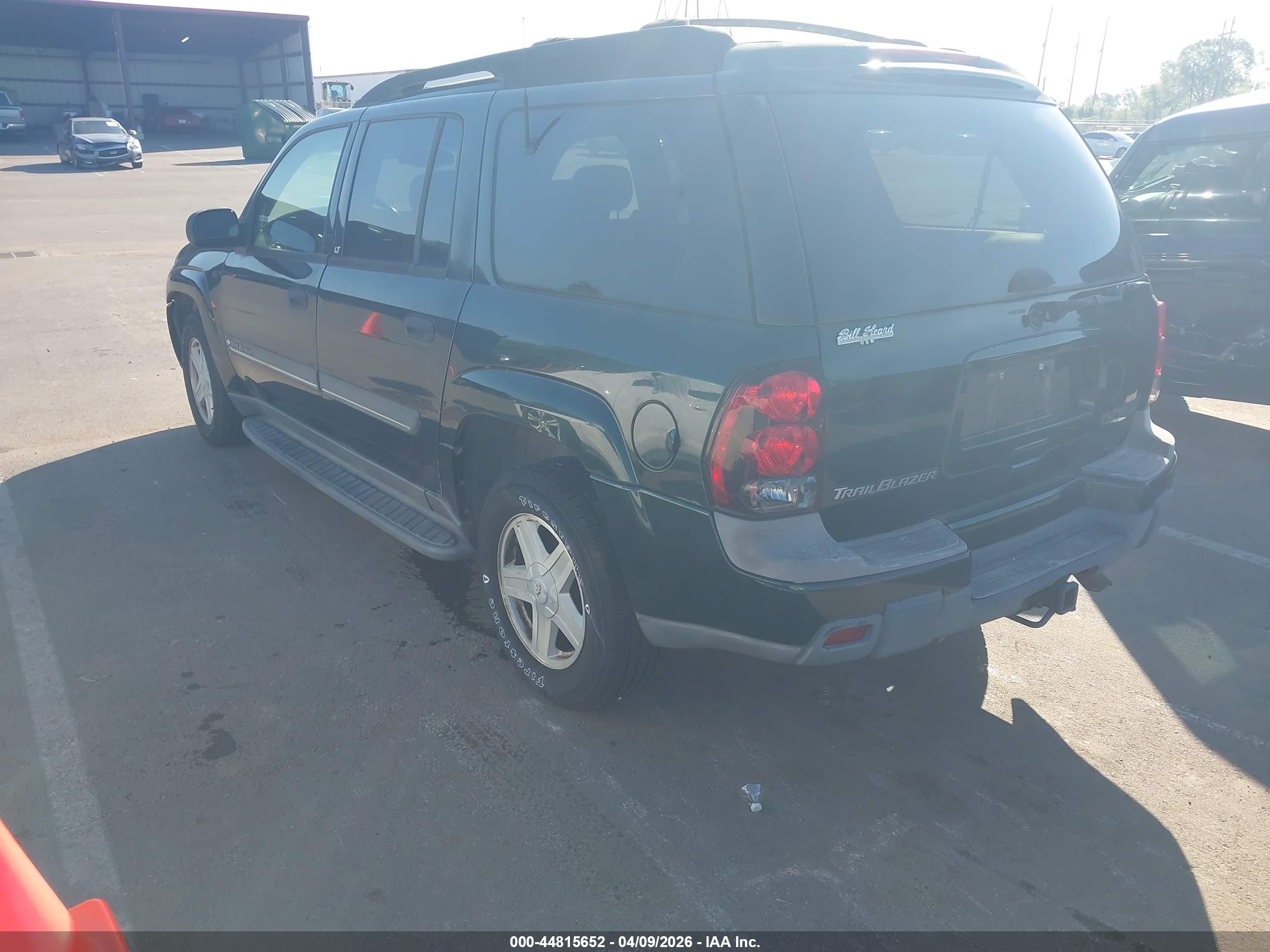 CHEVROLET TRAILBLAZER image 3