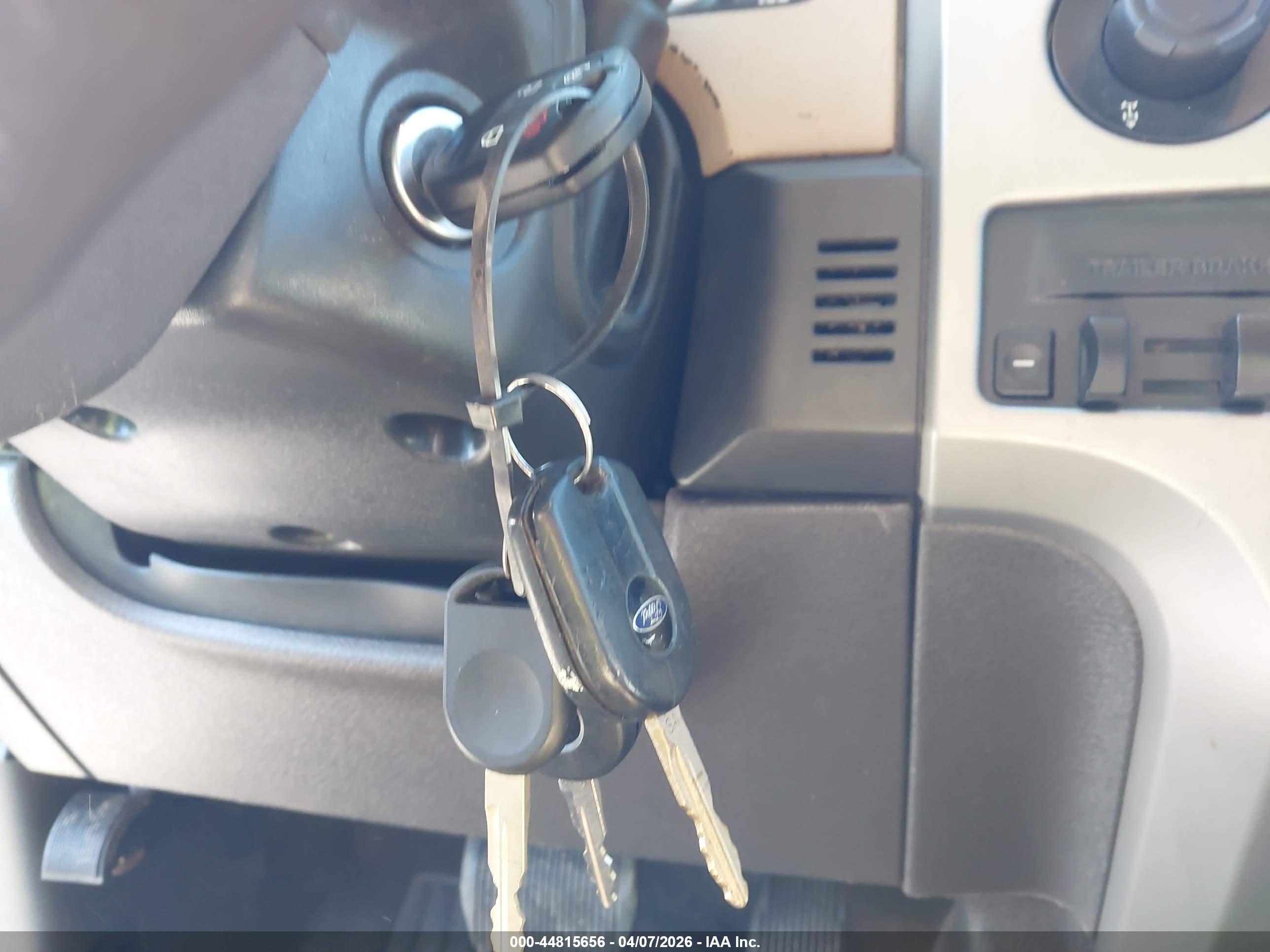 FORD F-150 image 11
