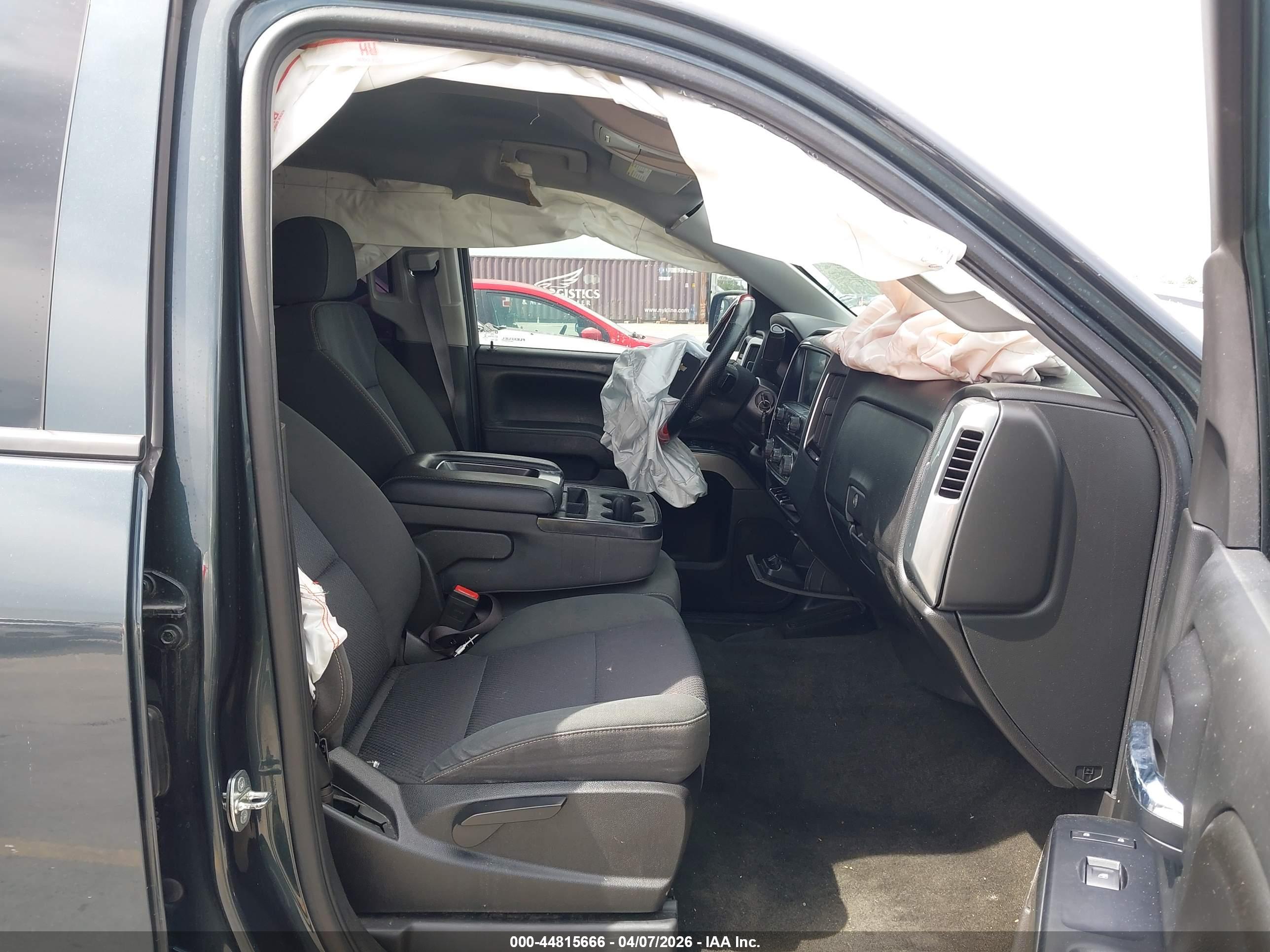 CHEVROLET SILVERADO image 5
