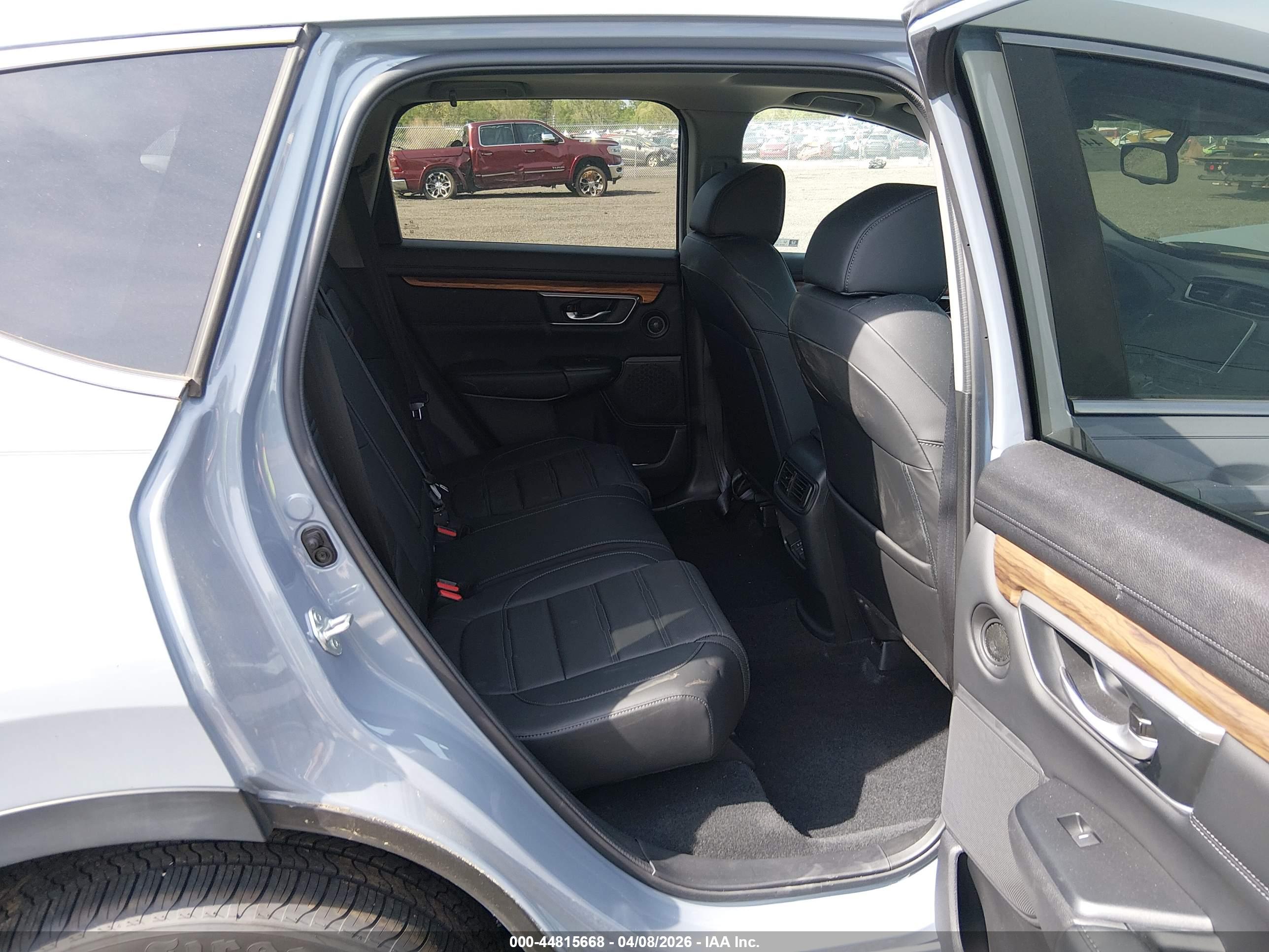 HONDA CR-V image 8