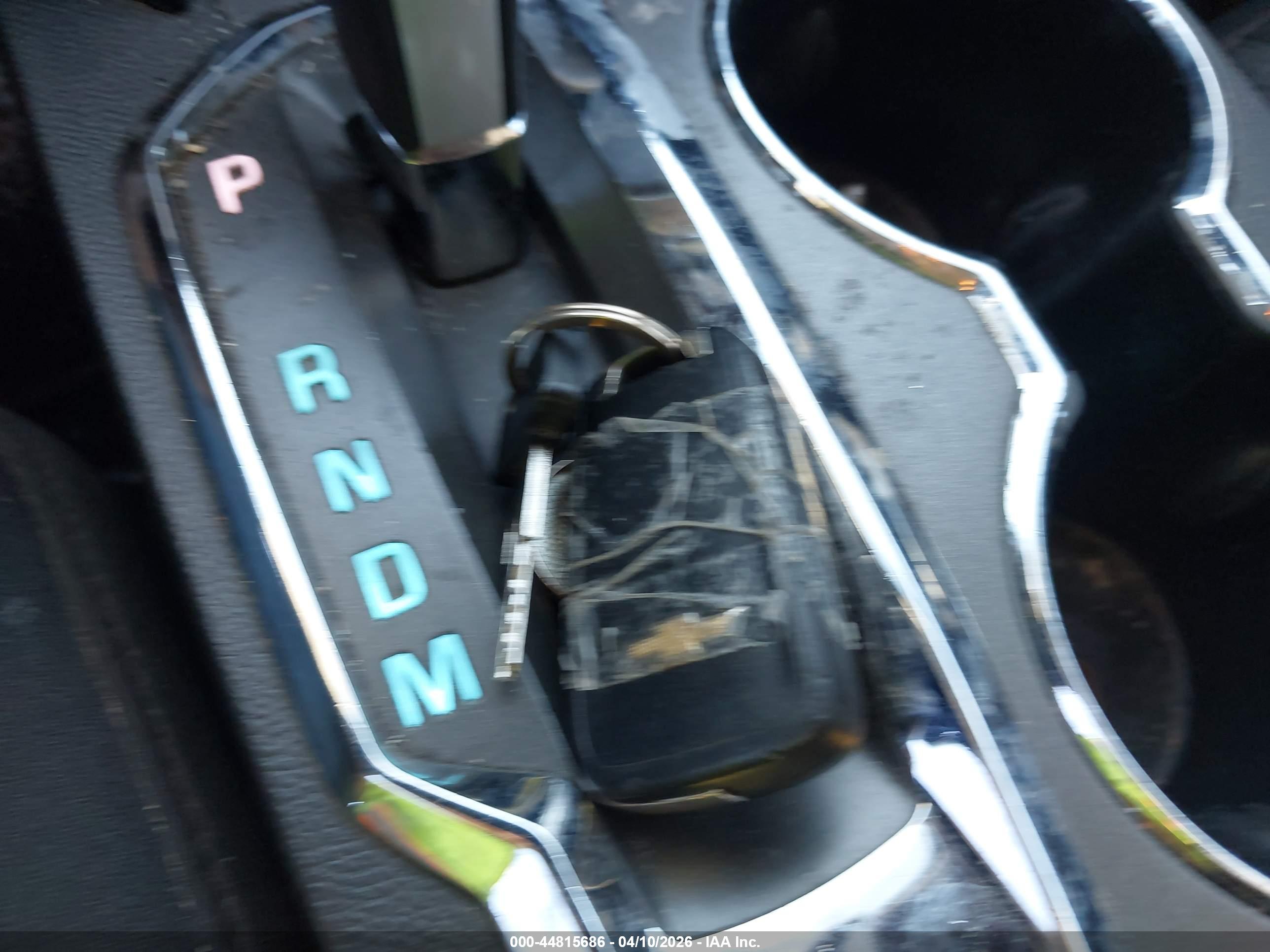 CHEVROLET EQUINOX image 11