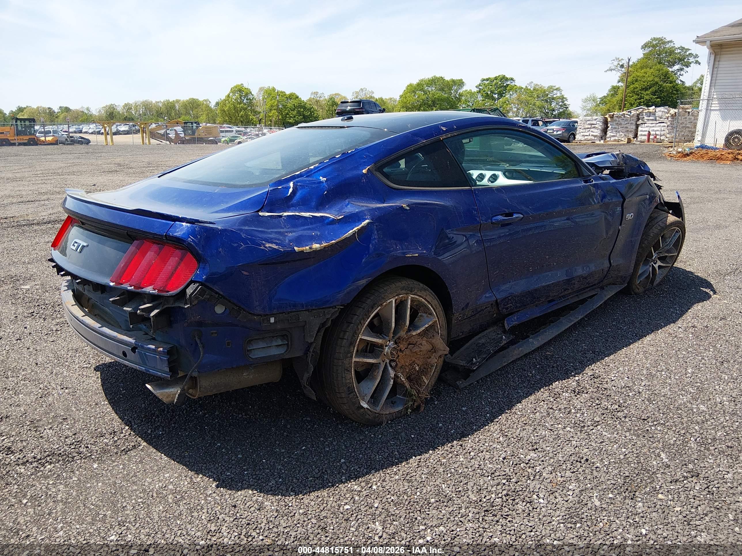 FORD MUSTANG image 4