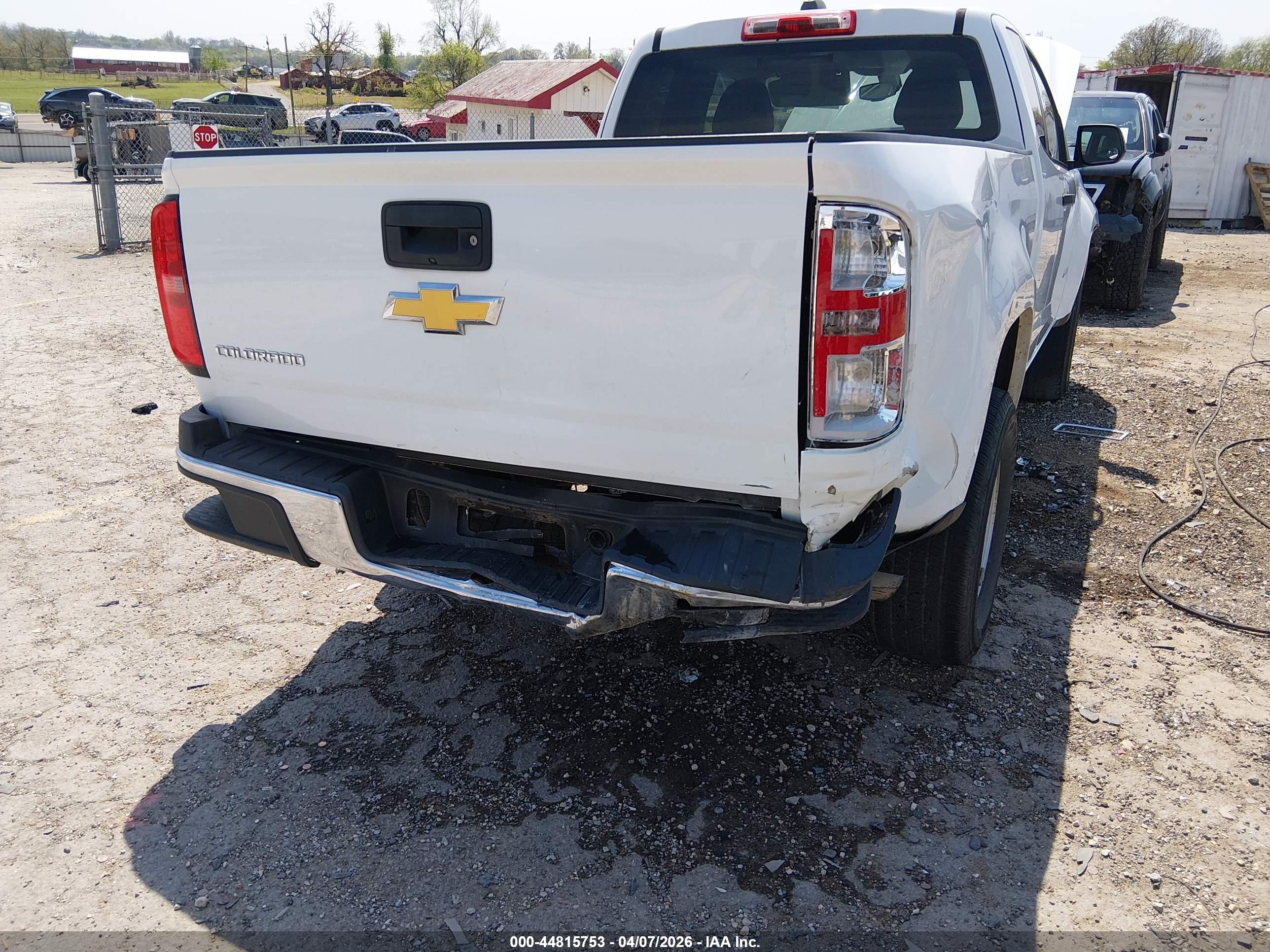 CHEVROLET COLORADO image 6