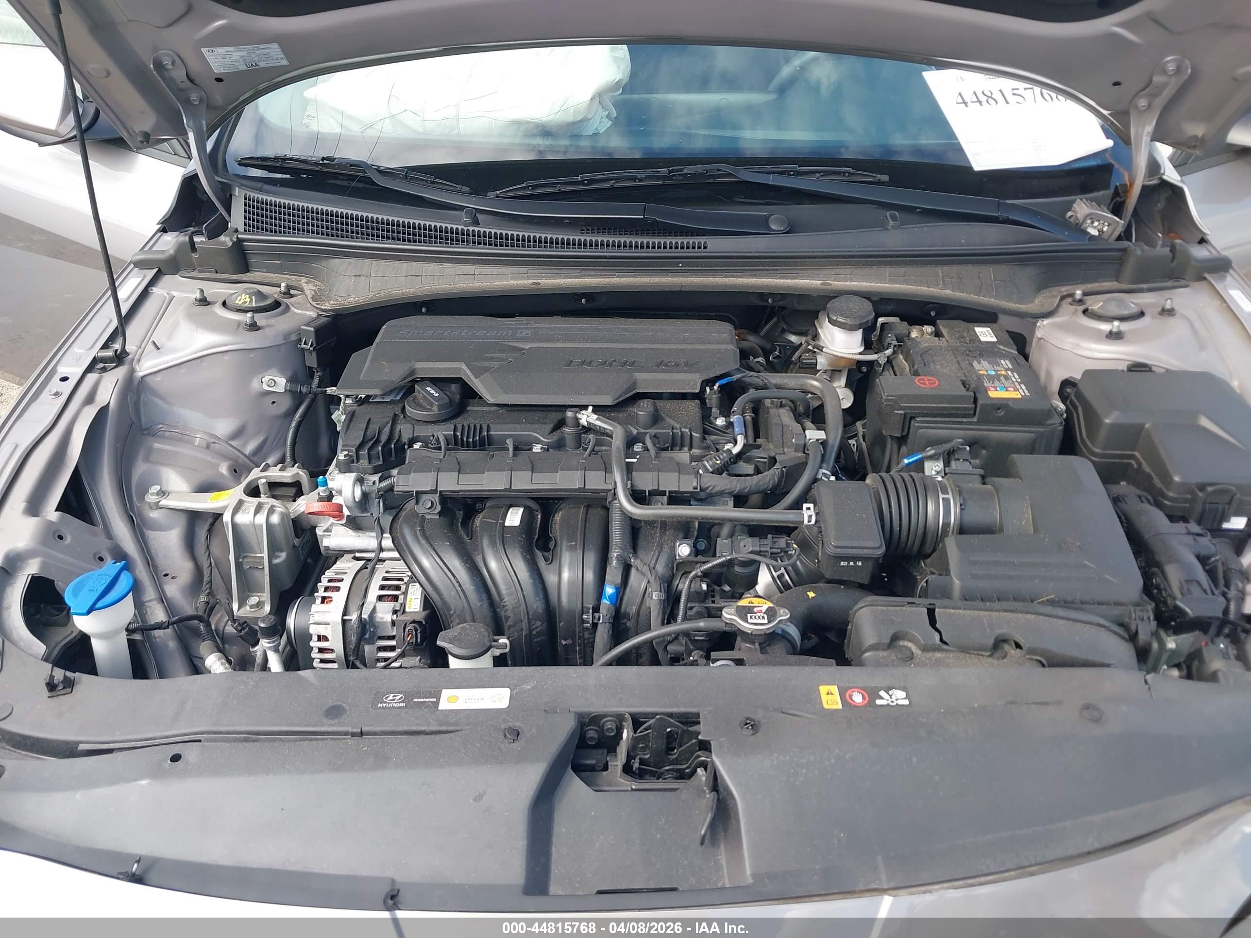 HYUNDAI ELANTRA image 10