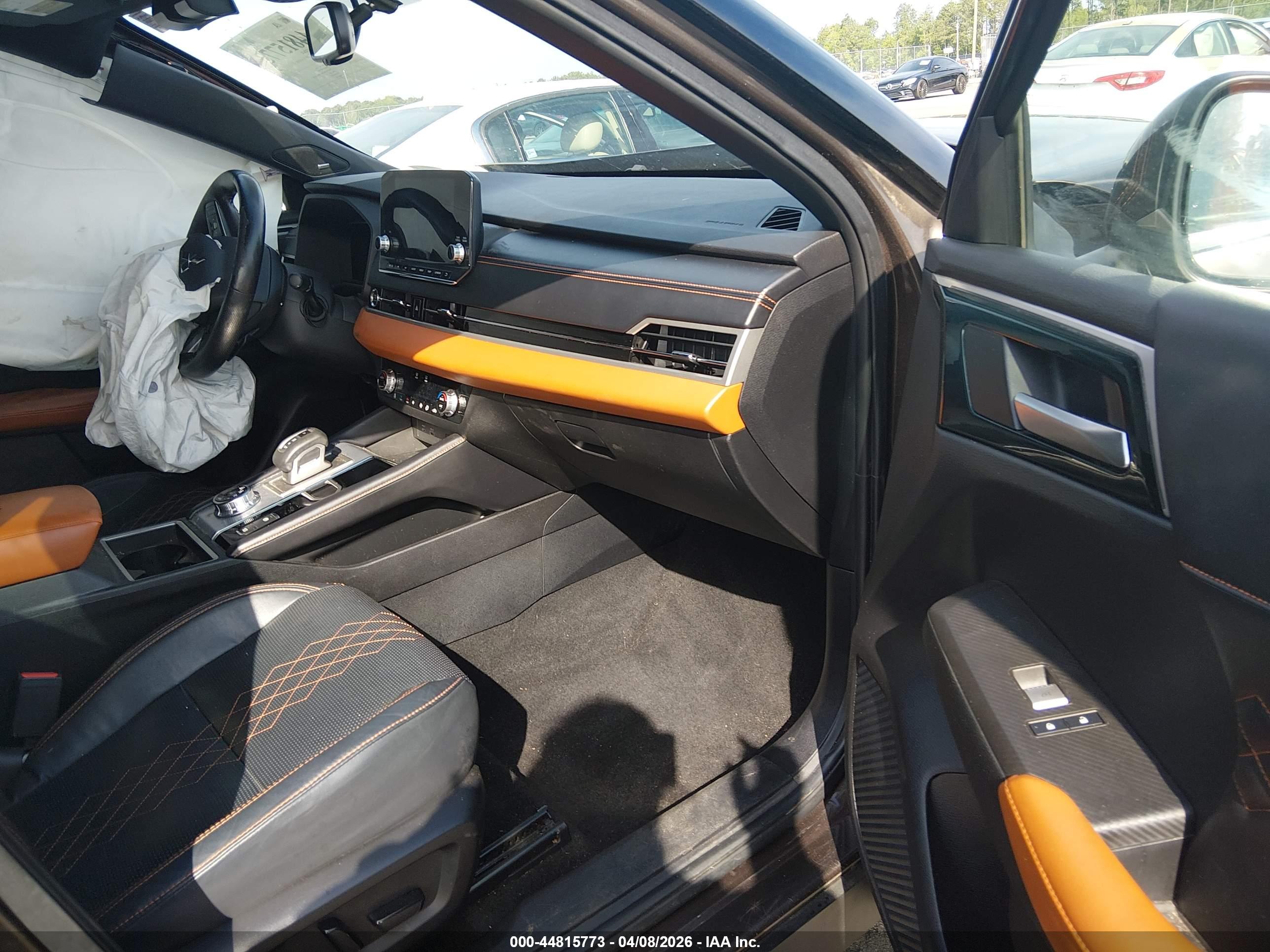 MITSUBISHI OUTLANDER image 5