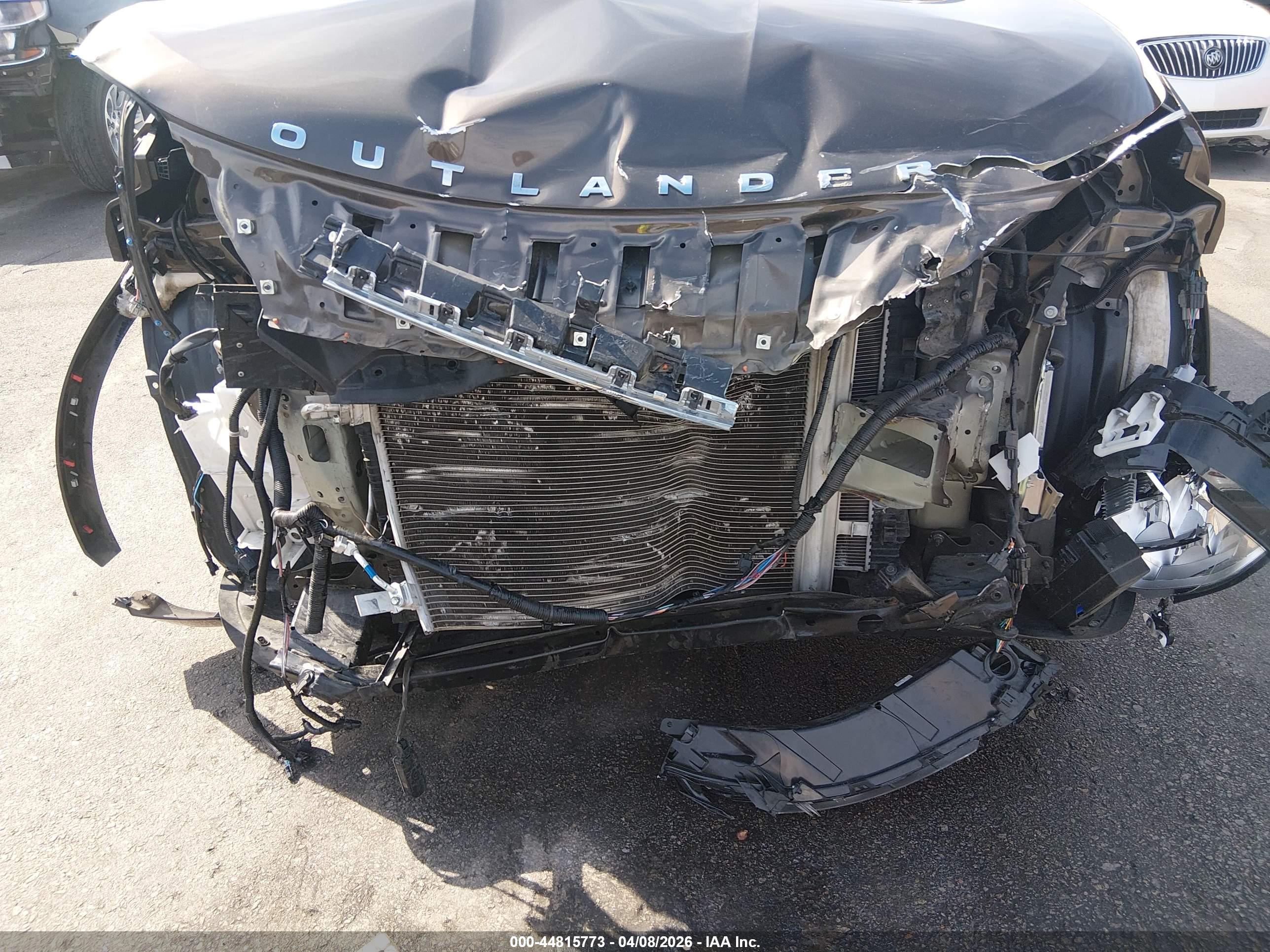 MITSUBISHI OUTLANDER image 6