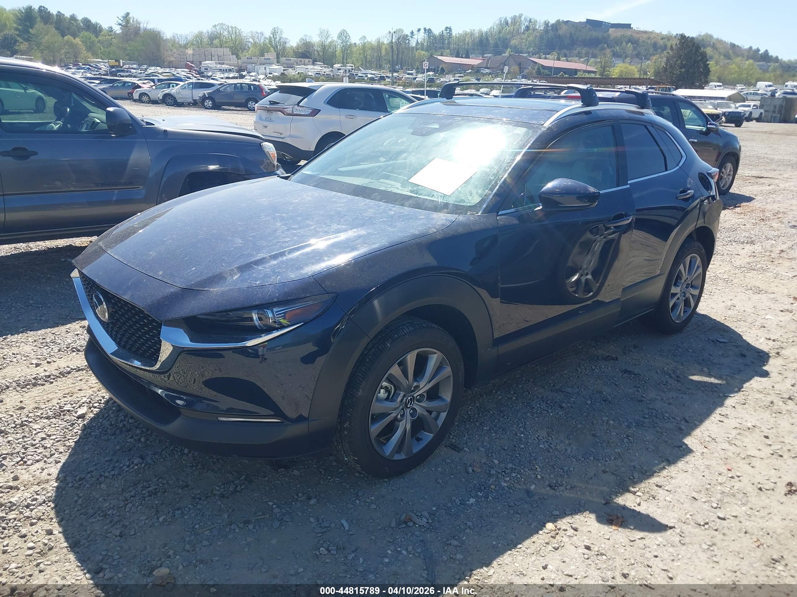 MAZDA CX-30 image 2