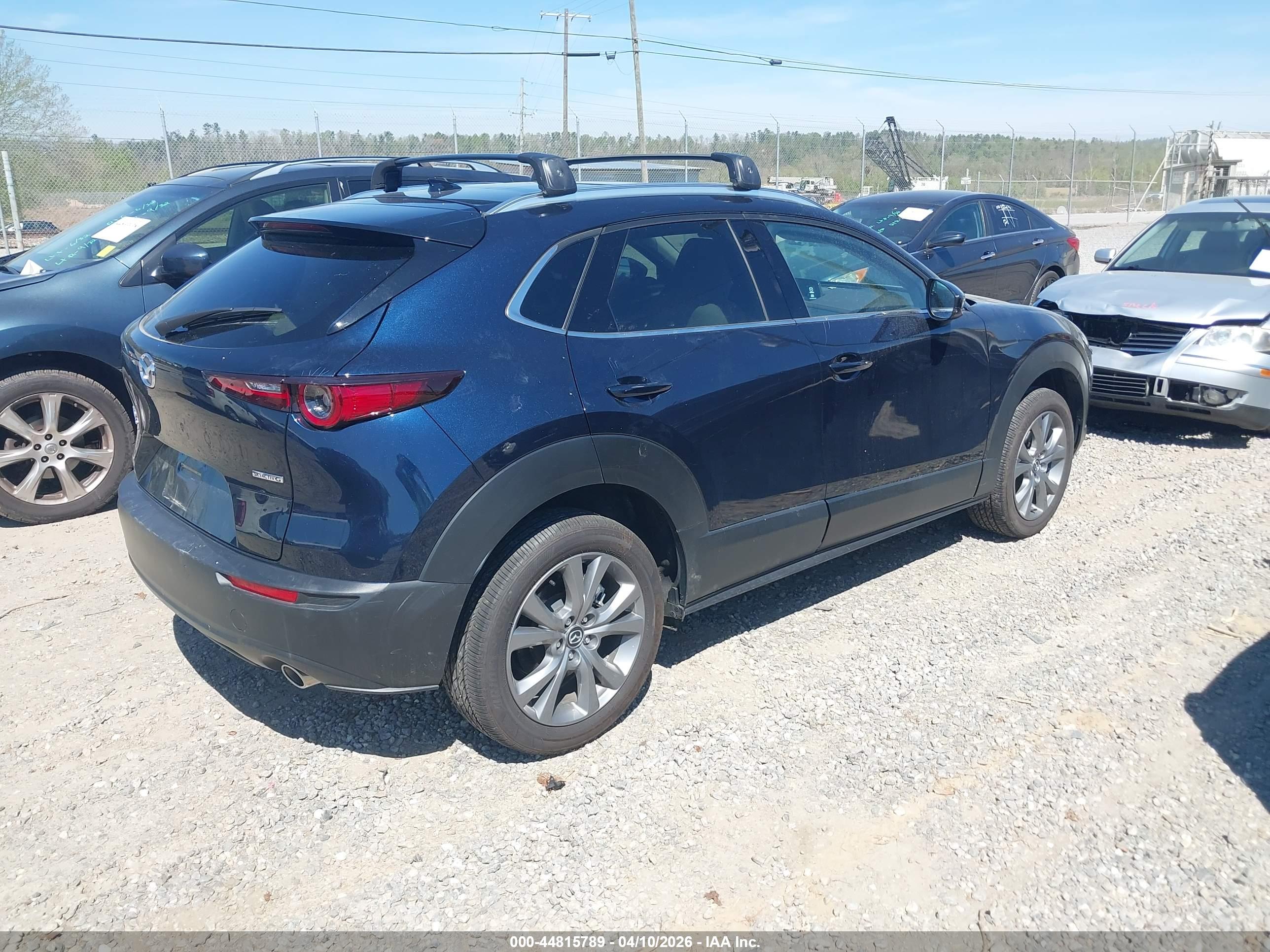 MAZDA CX-30 image 4