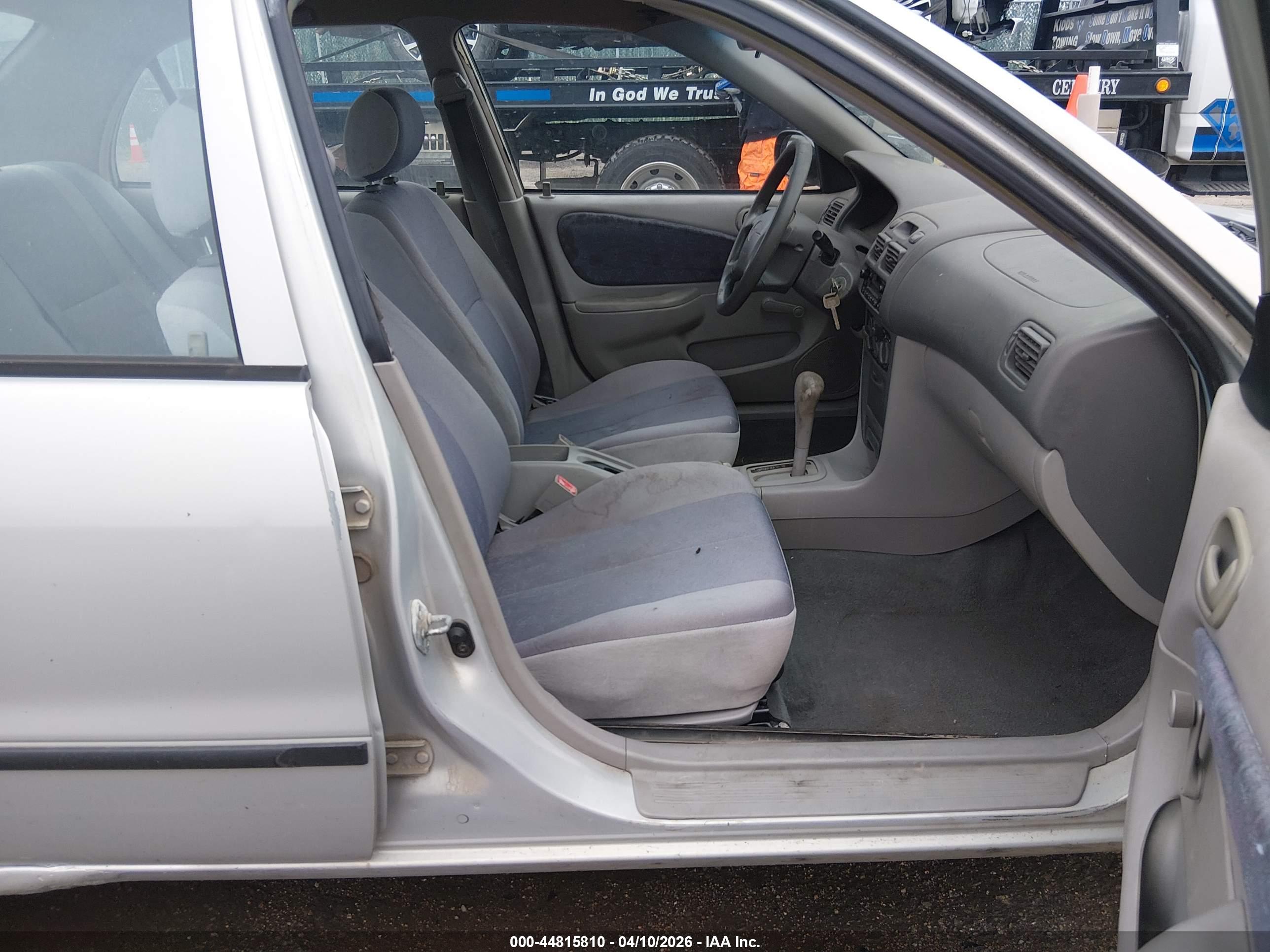 TOYOTA COROLLA image 5