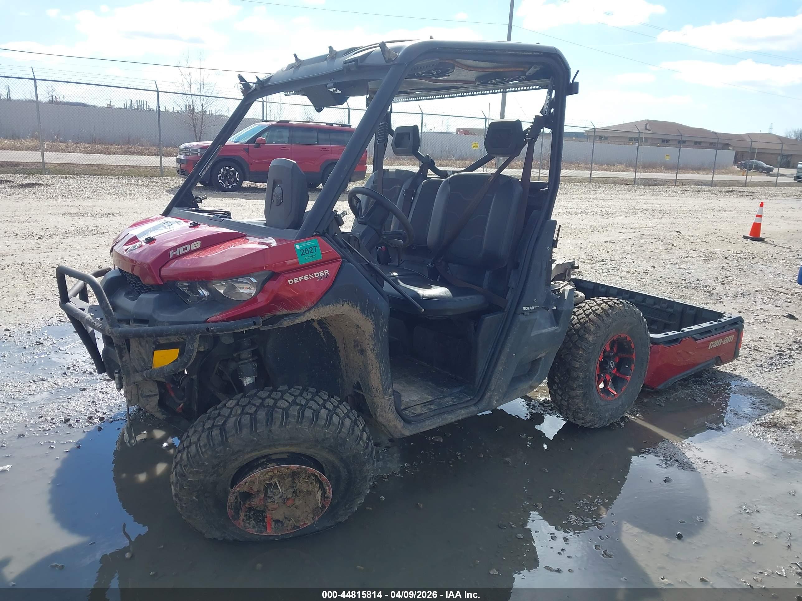 CAN-AM DEFENDER image 2